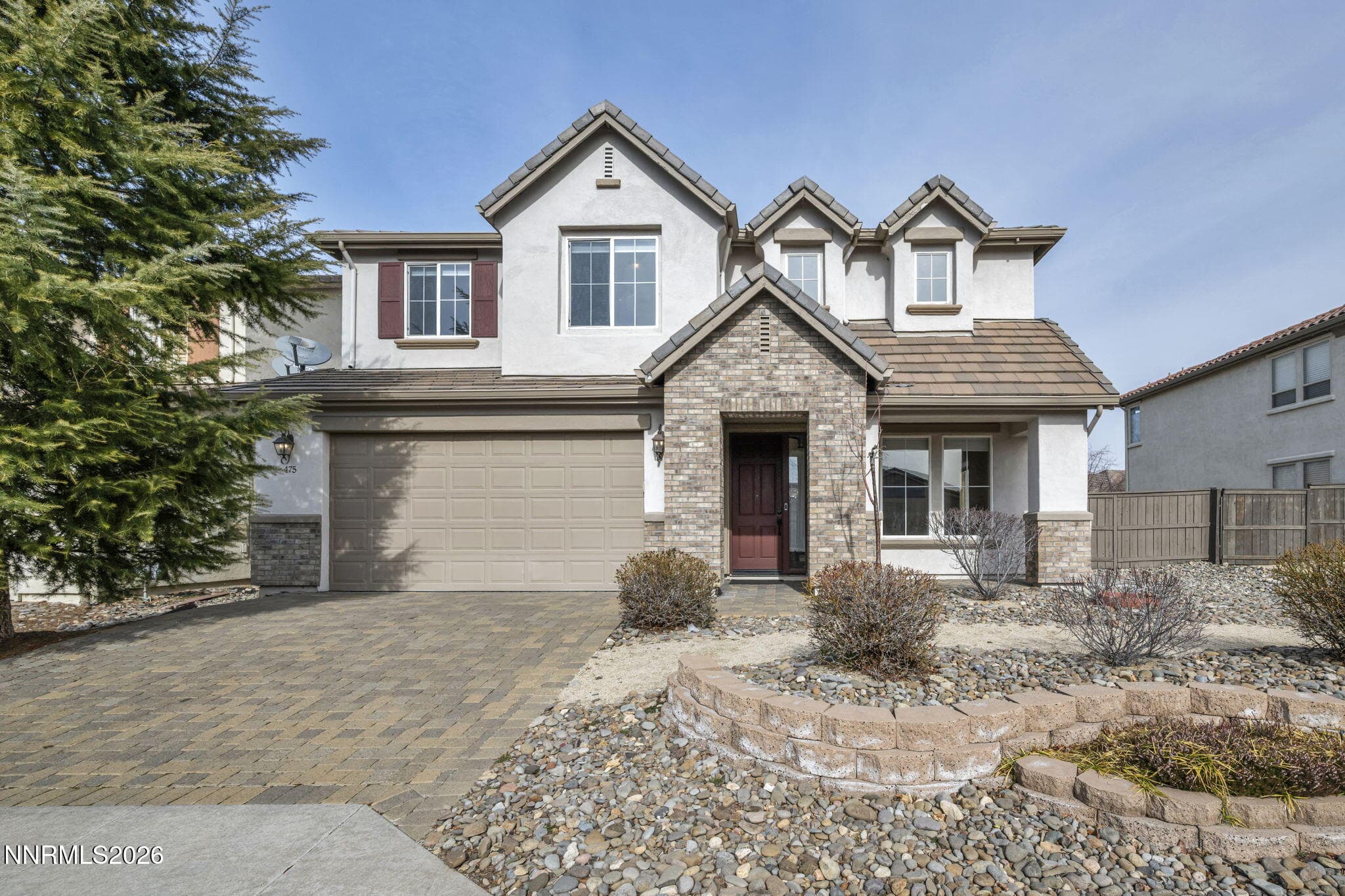 475 PARADE DR - Photo 2