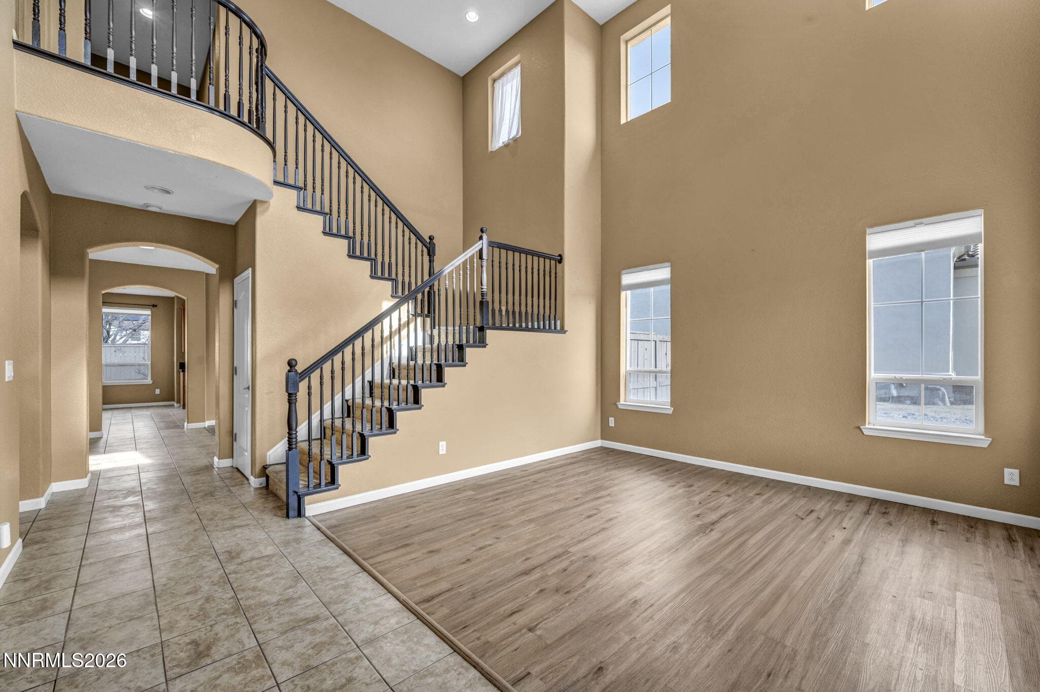 475 PARADE DR - Photo 4
