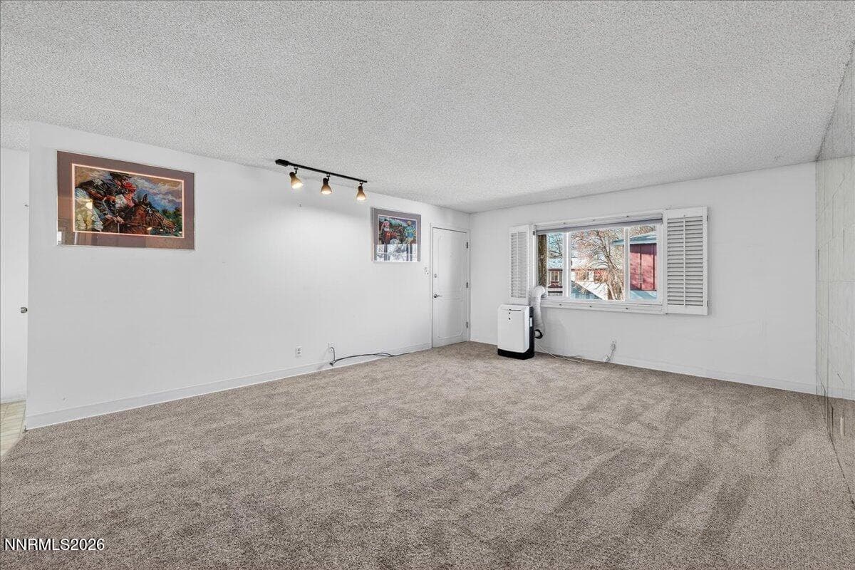 1940 4TH ST - Photo 5
