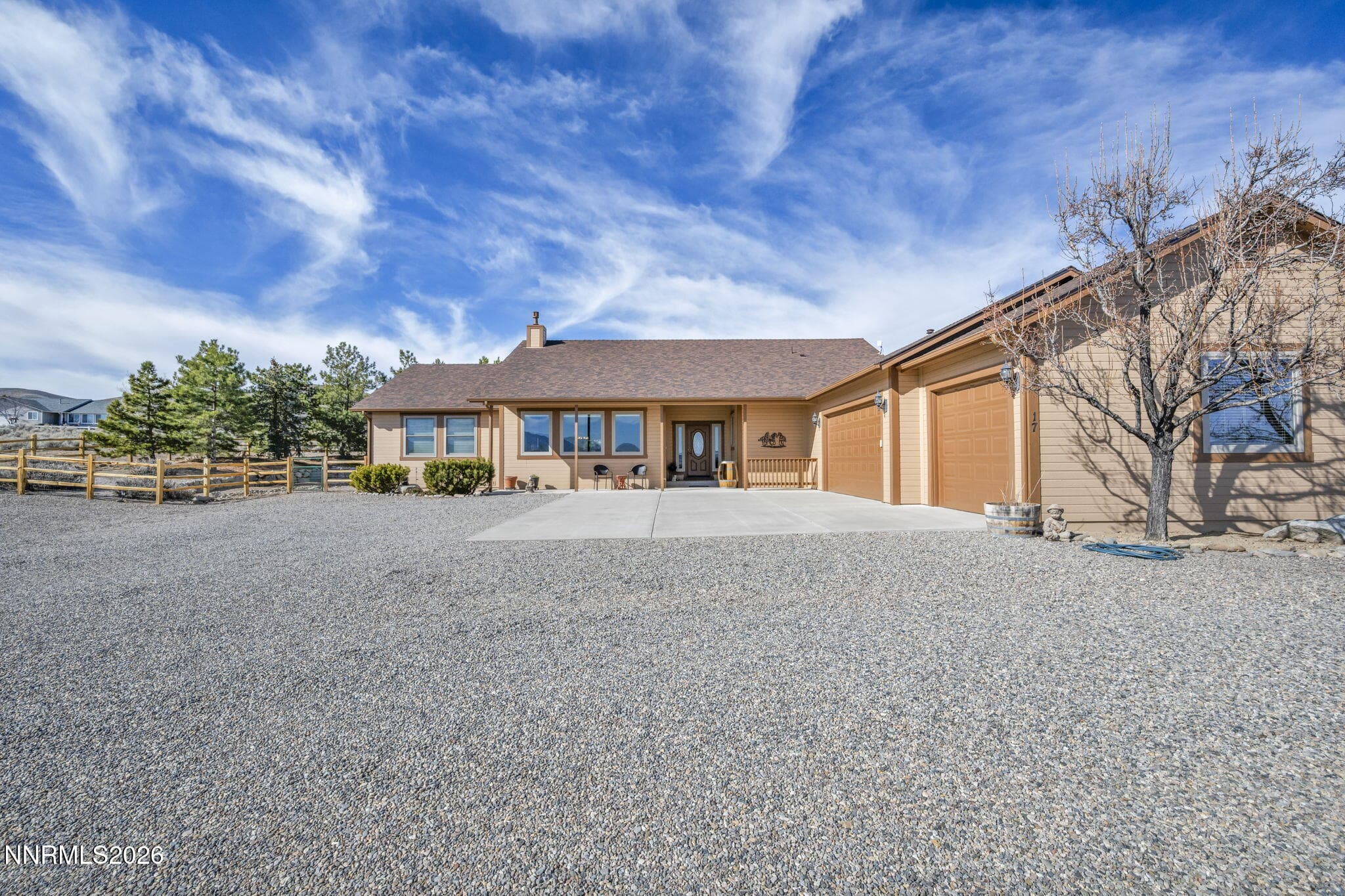 17 Colony Estates Dr — photo 2