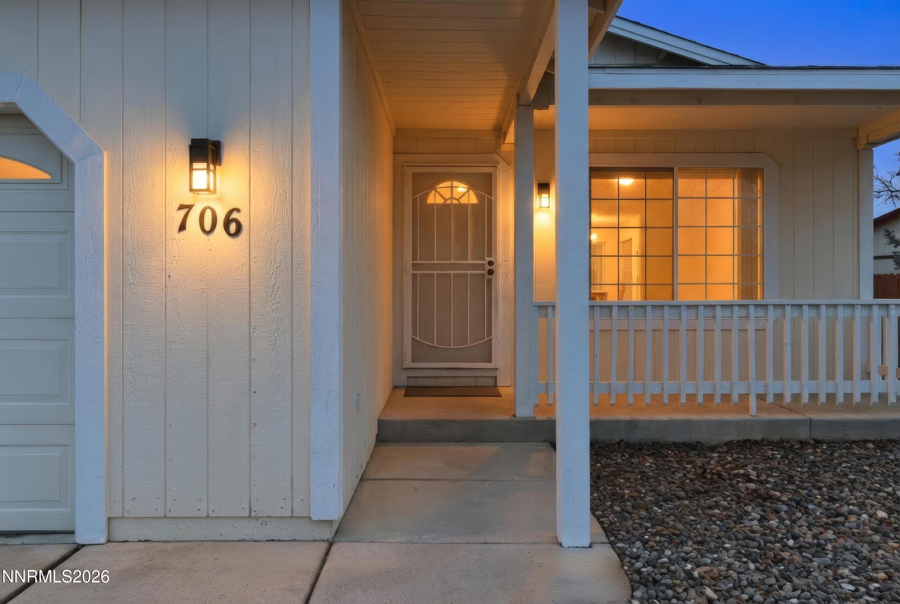 706 STRAUSS CT - Photo 3