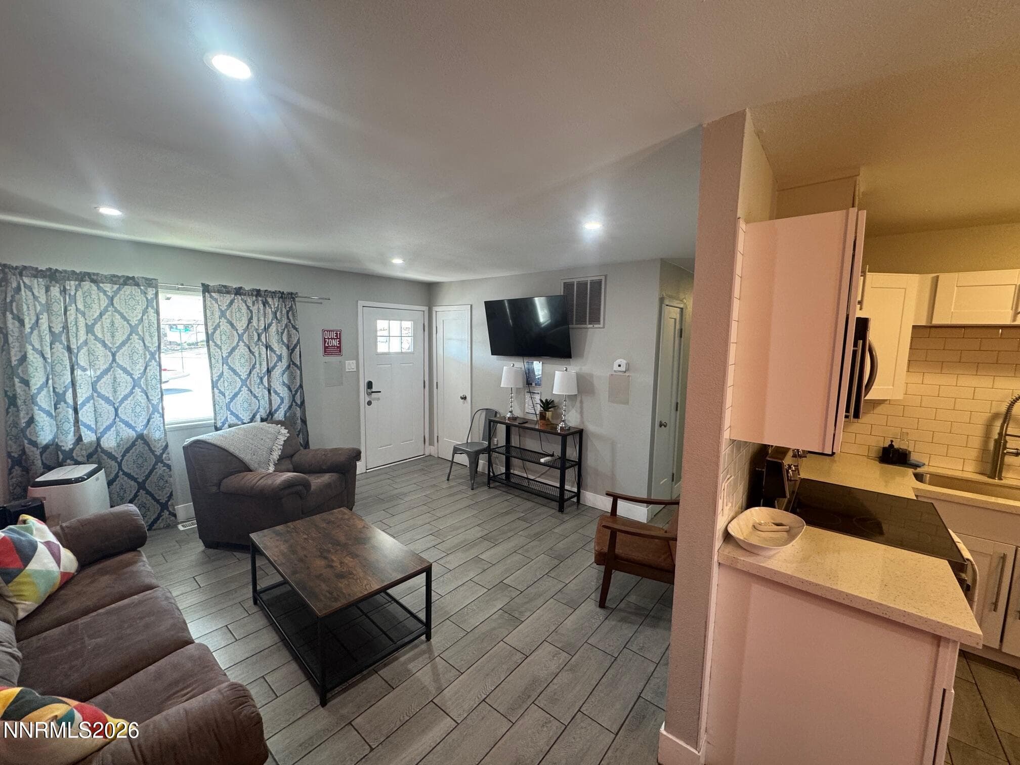 3085 KINGS ROW - Photo 5