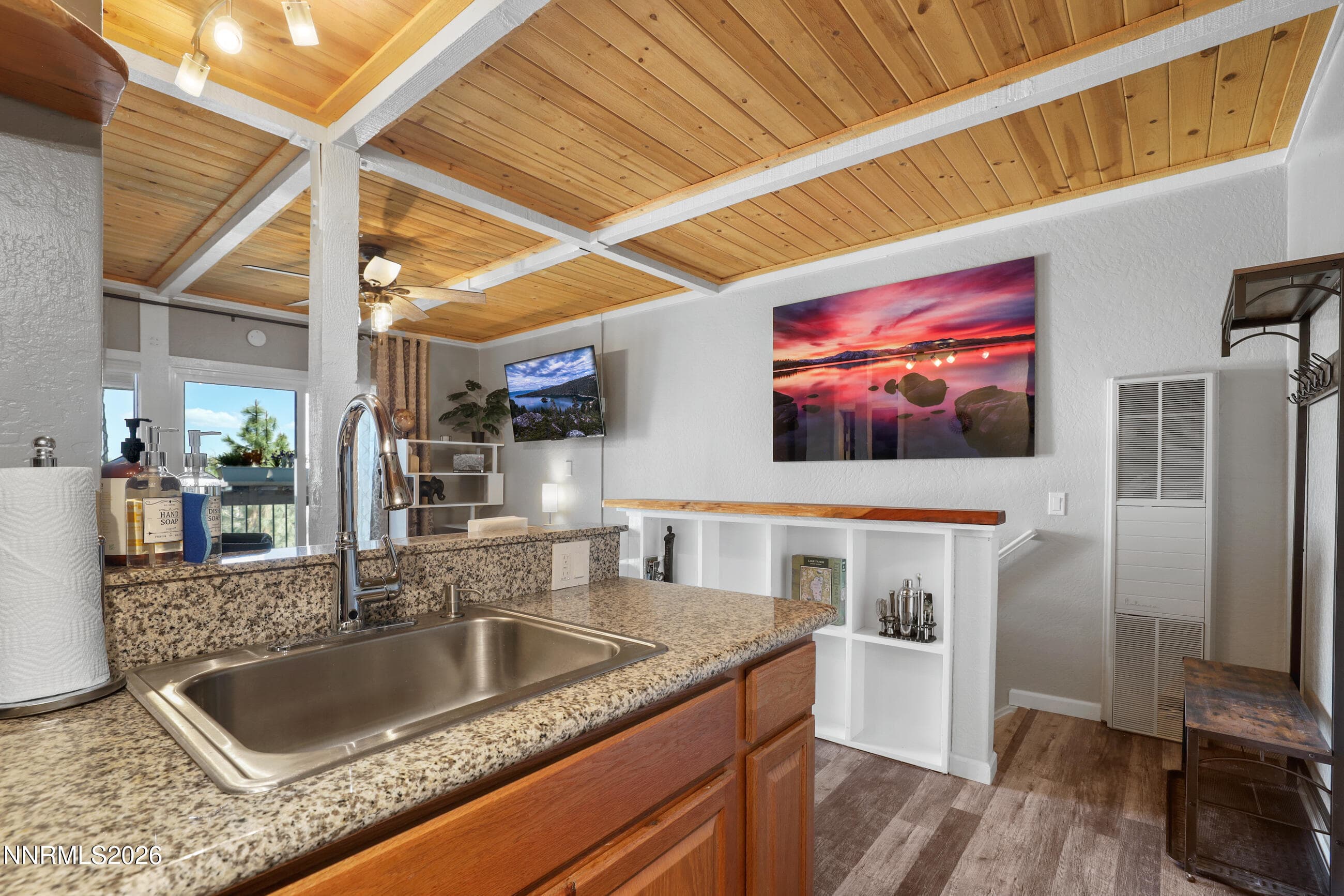 331 Tramway Dr 16 — photo 2