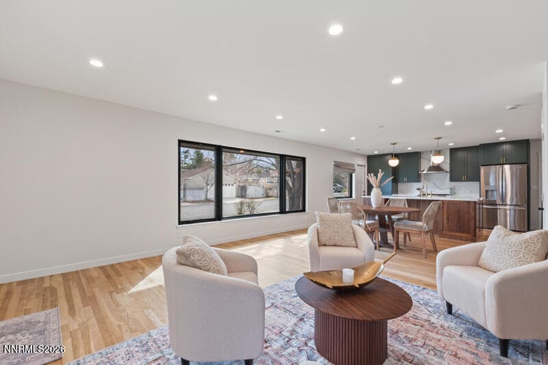 1295 MARK TWAIN AVE - See more photos