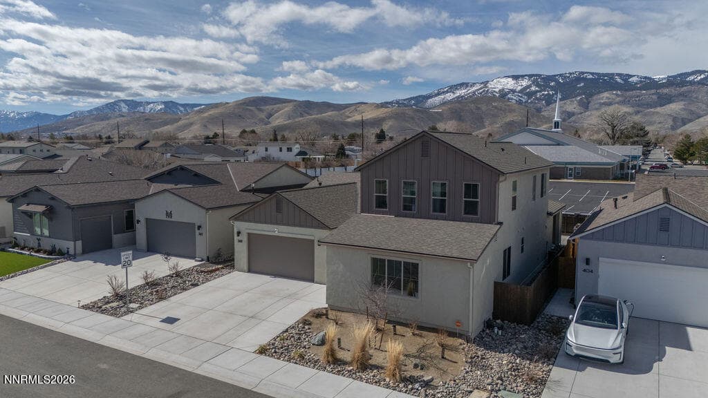 368 Porter Peak Dr — photo 1