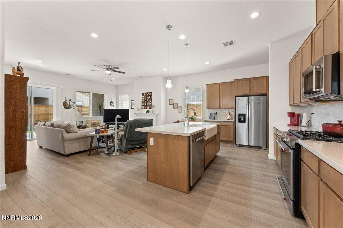 2305 JAGGED PEAK LN - See more photos