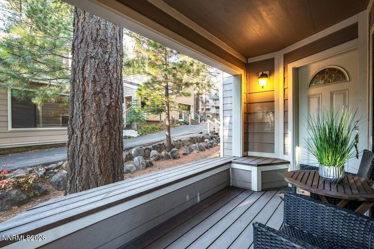 123 JUANITA DR - Photo 4