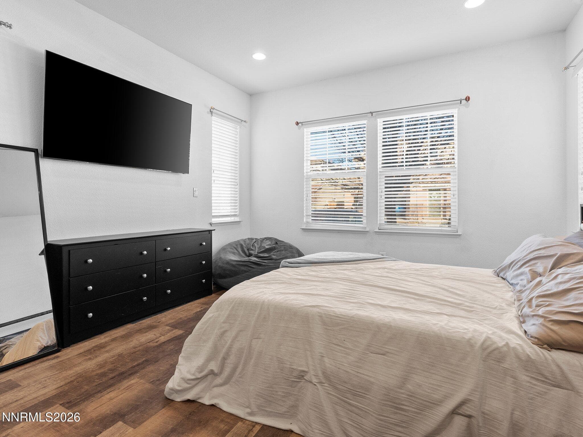 2135 HORSE PRAIRIE RD - See more photos