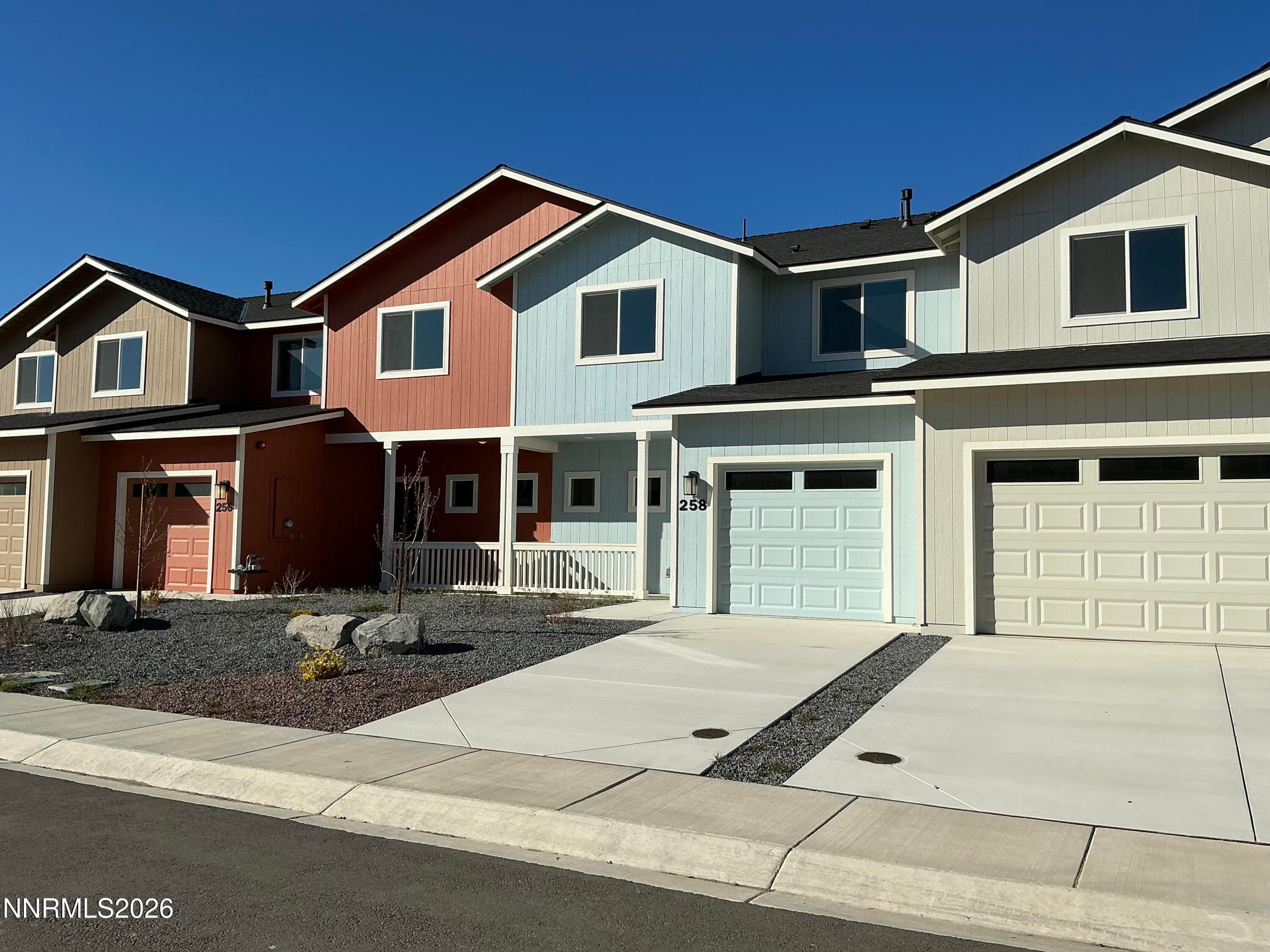 258 Green Ln — photo 1