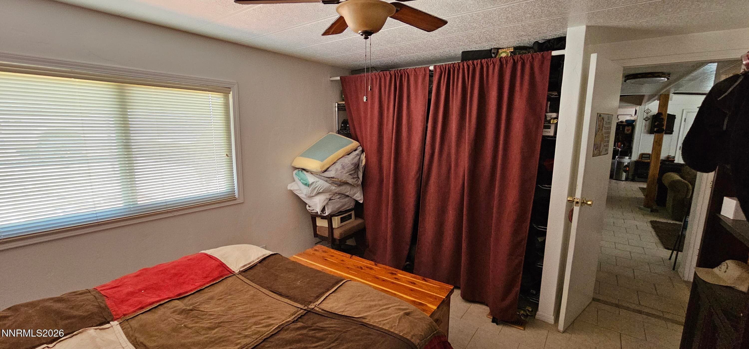 8 Buckhorn Ct — photo 34