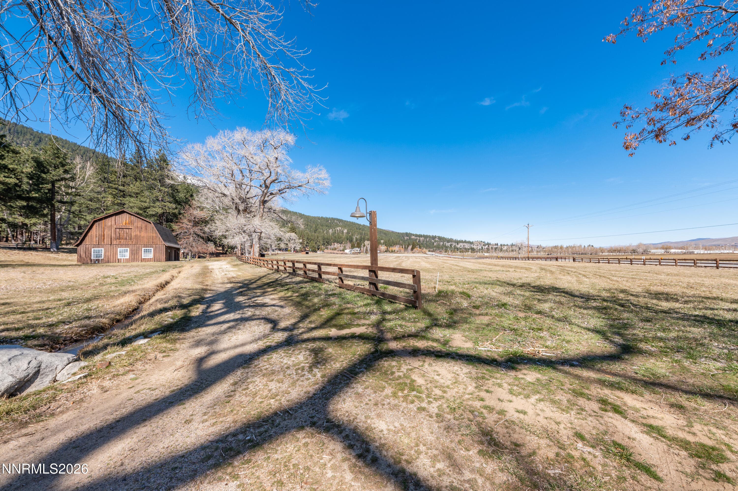 4755 OLD US HWY 395 - Photo 2