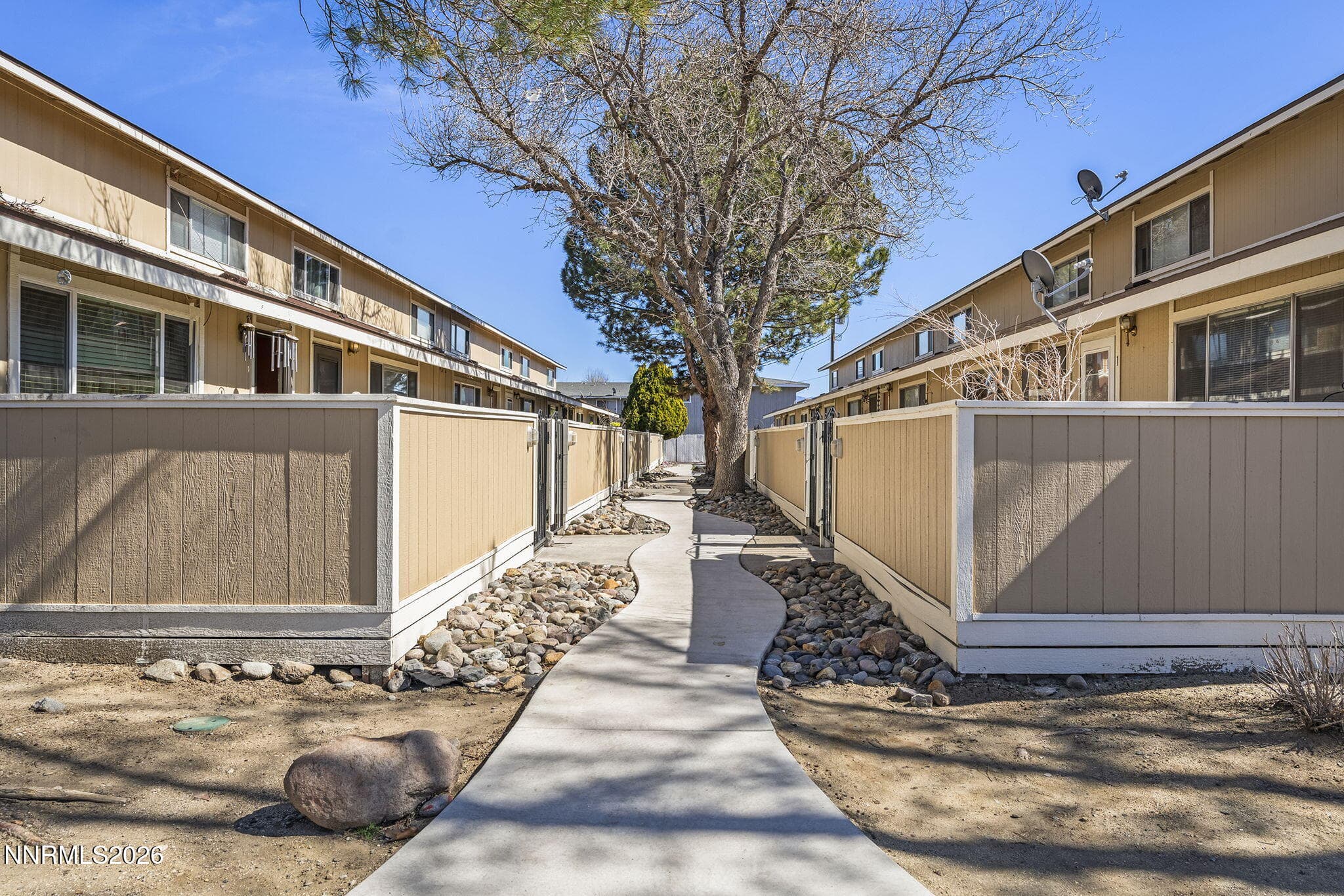 401 Allouette Way 02 — photo 1