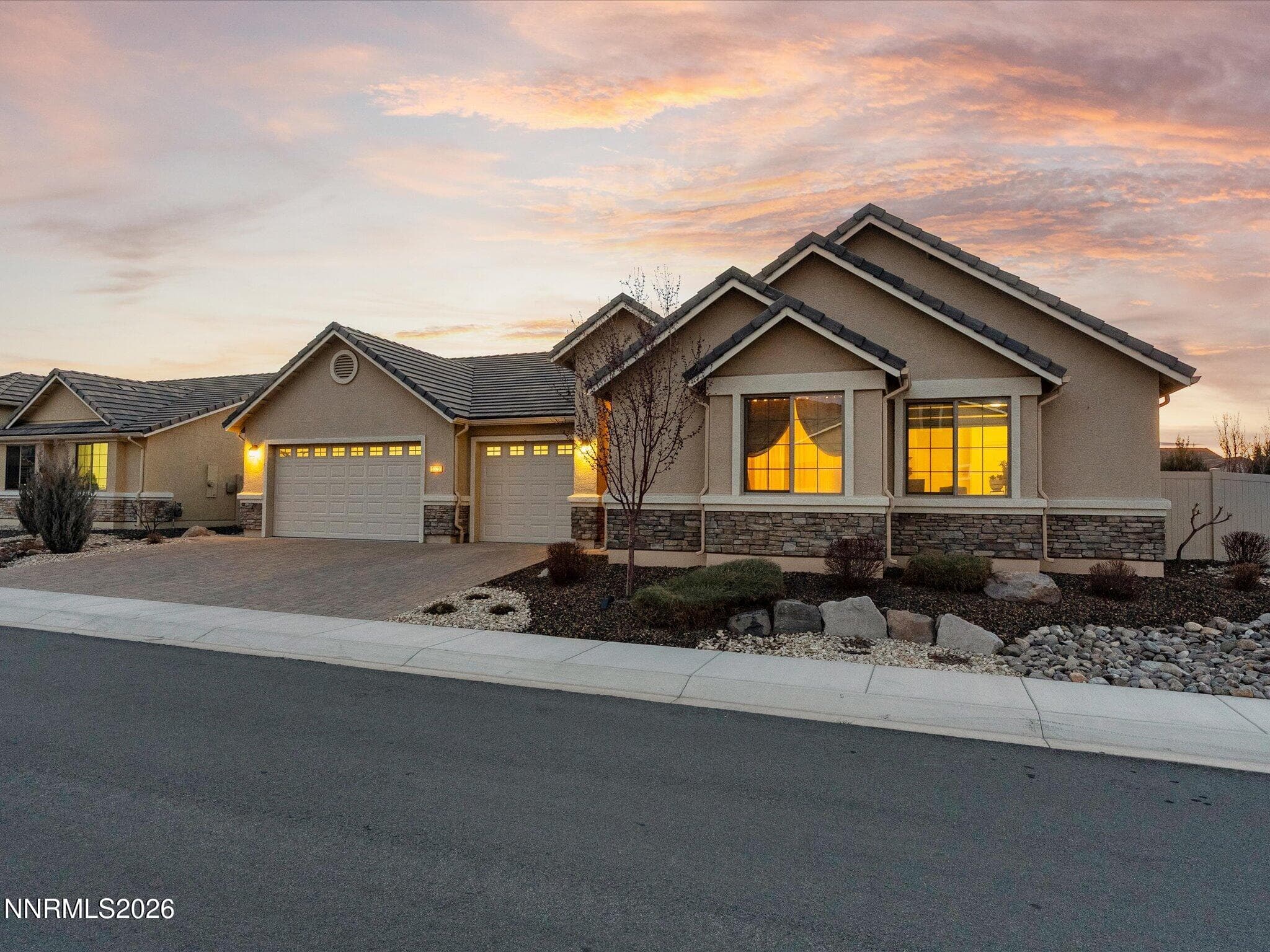 9803 Ash Meadow Dr — photo 2