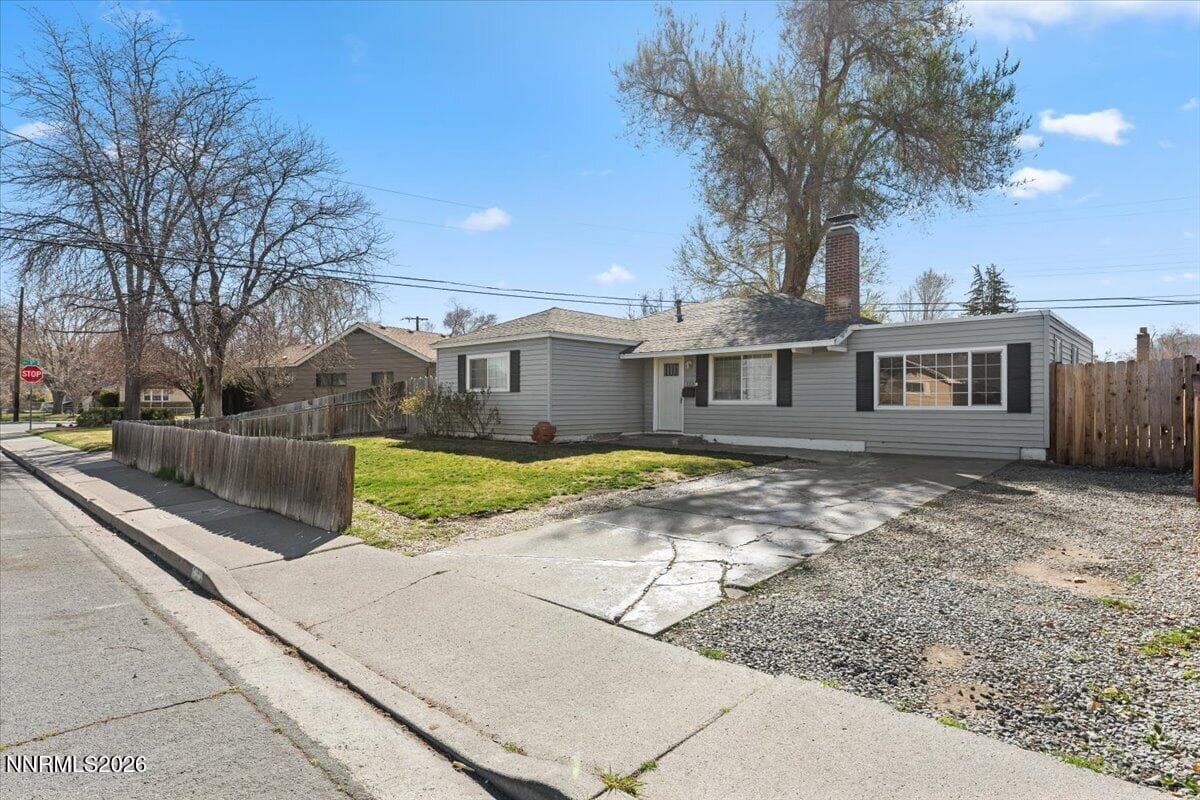 105 O St — photo 2