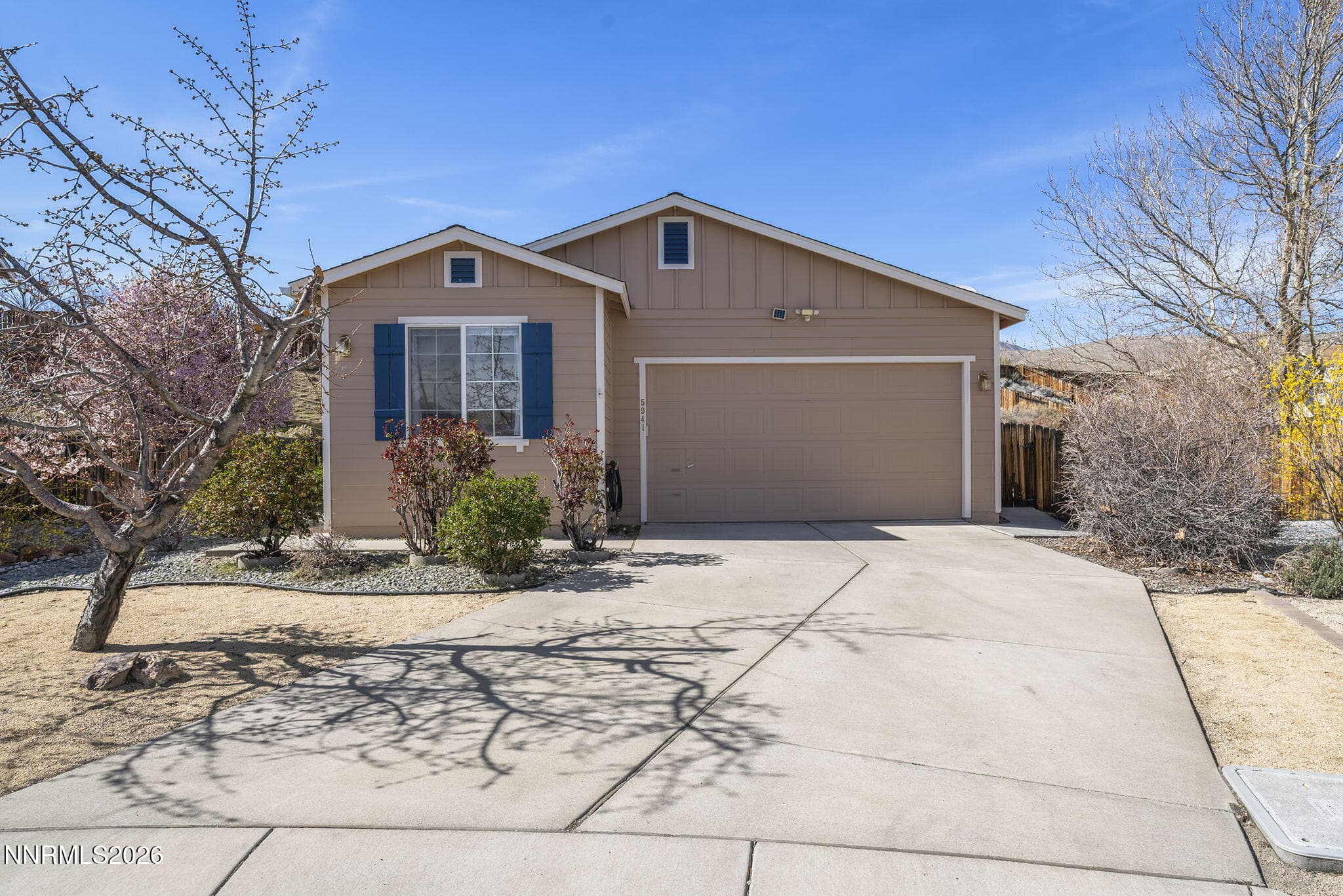 5941 Sapphire Ridge Ct — photo 2