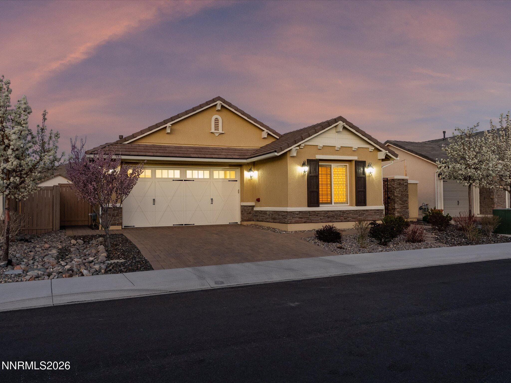 9690 Thesolious Ln — photo 2