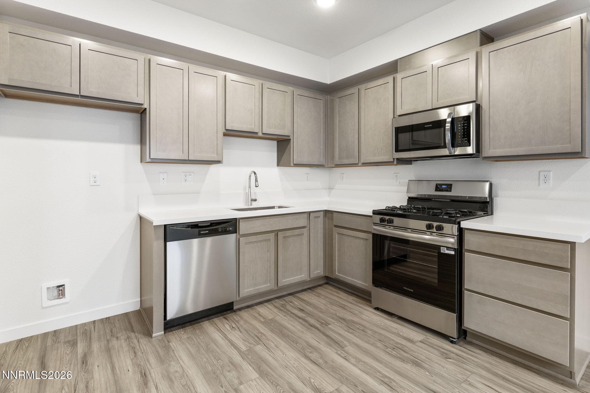 357 HALITE DR - Photo 3