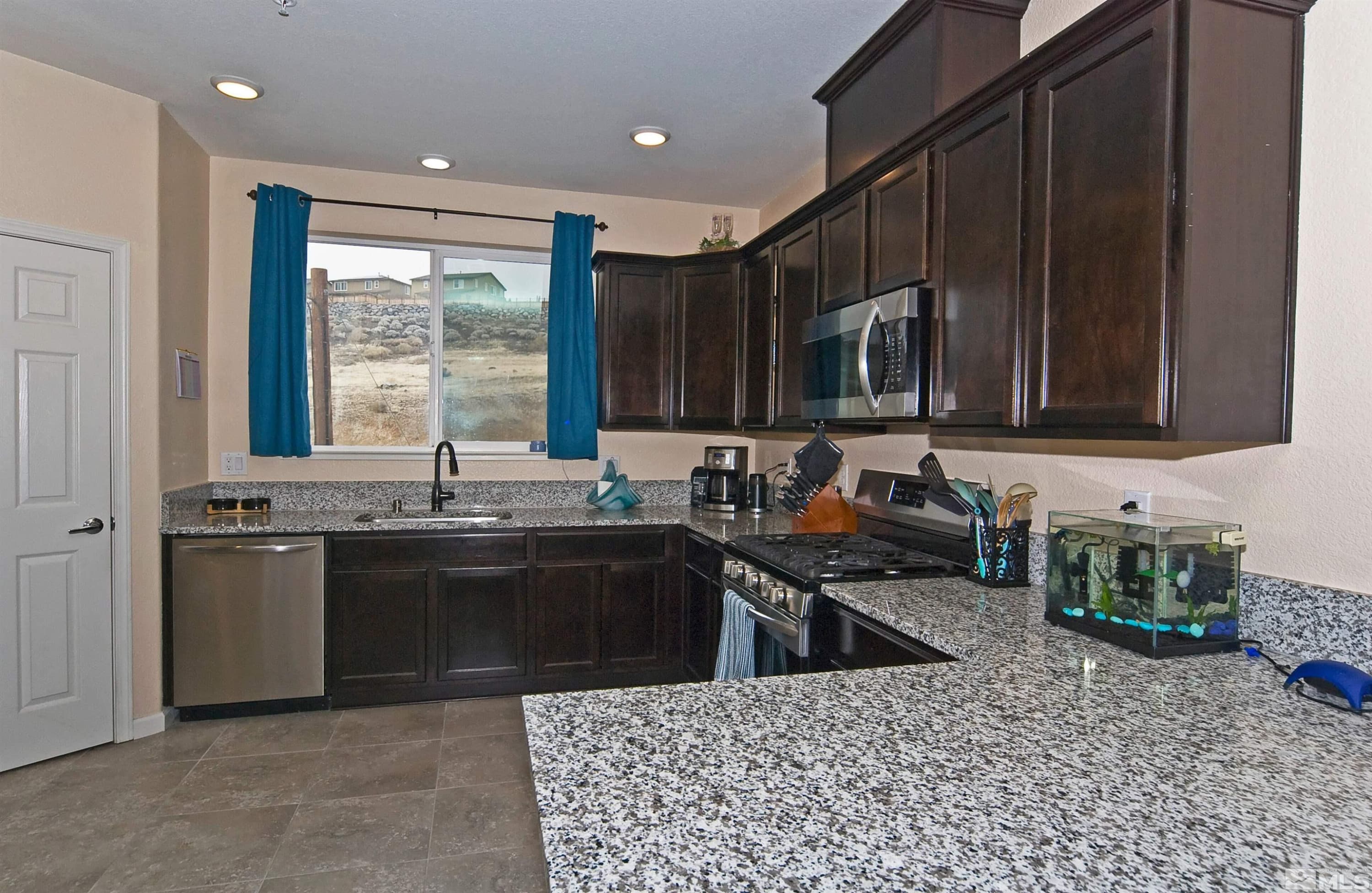 3006 Sterling Ridge Circle — photo 1
