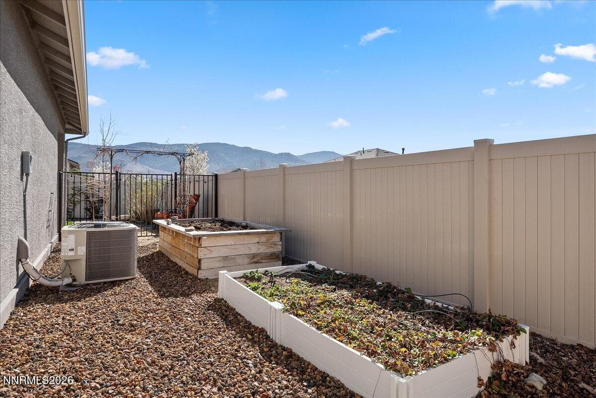 11174 Freedom Range Ln — photo 40