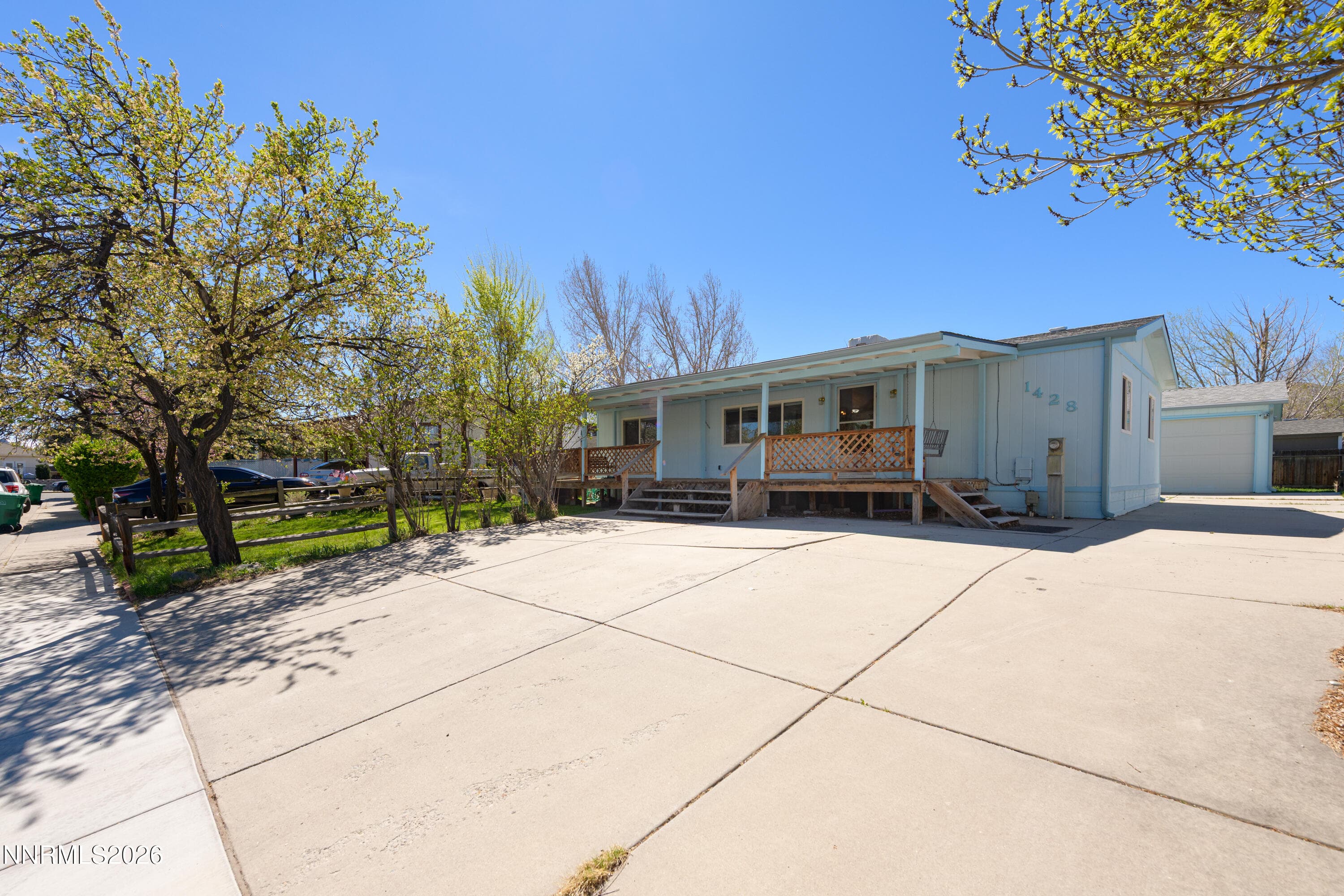 1428 Fleetwood Ave — photo 2