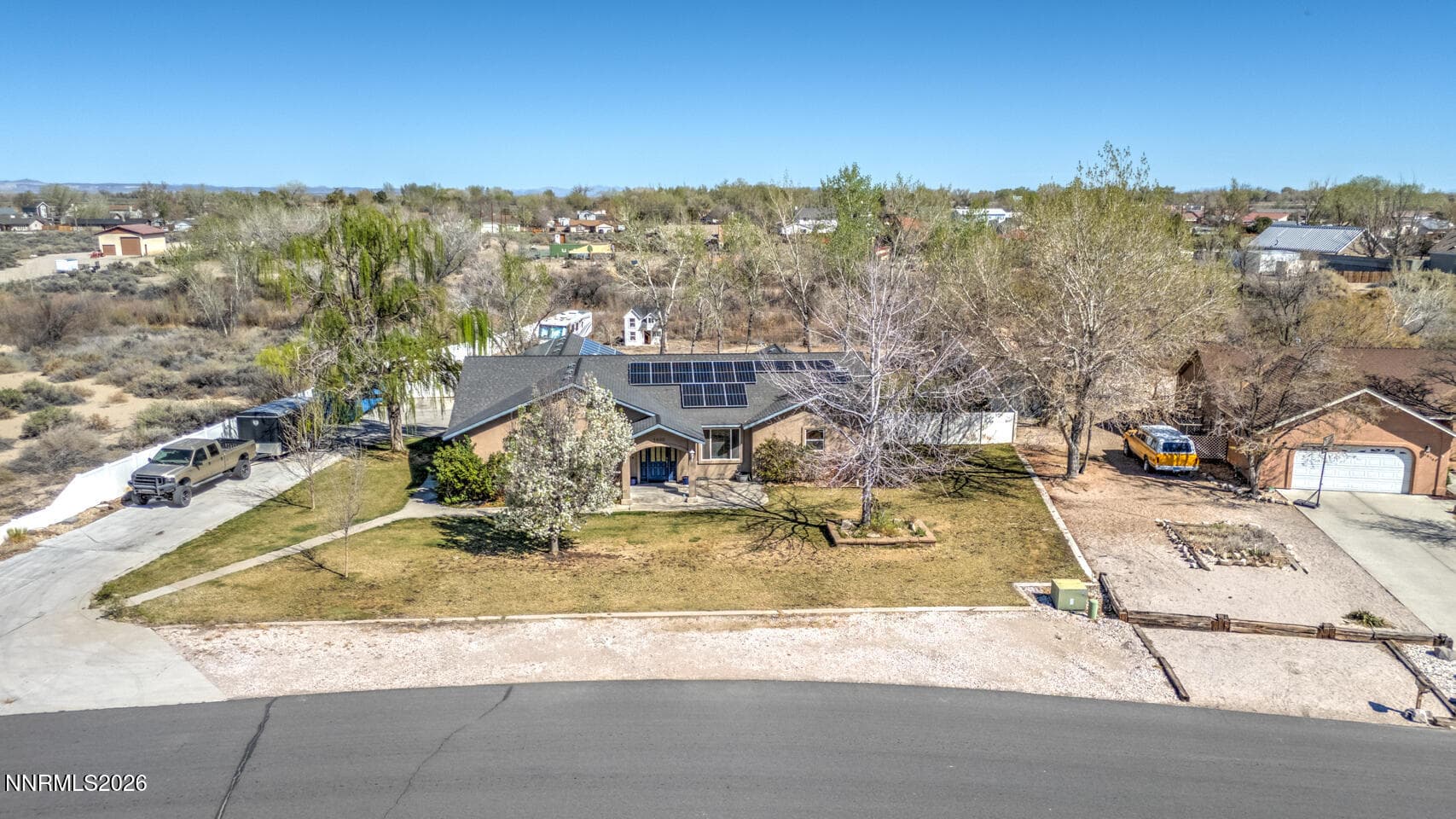 1400 Golden Park Way — photo 2