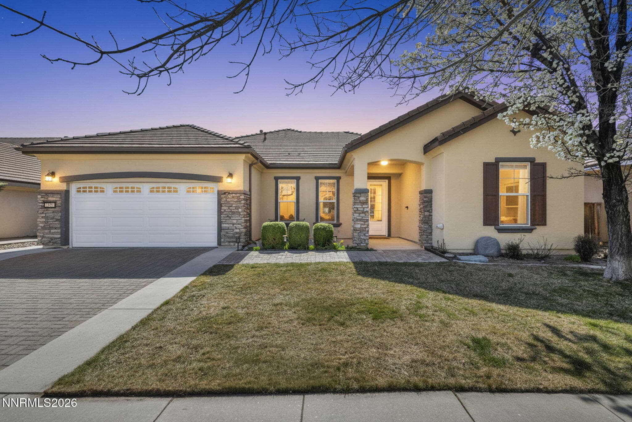 9160 Mount Pleasant Dr — photo 1