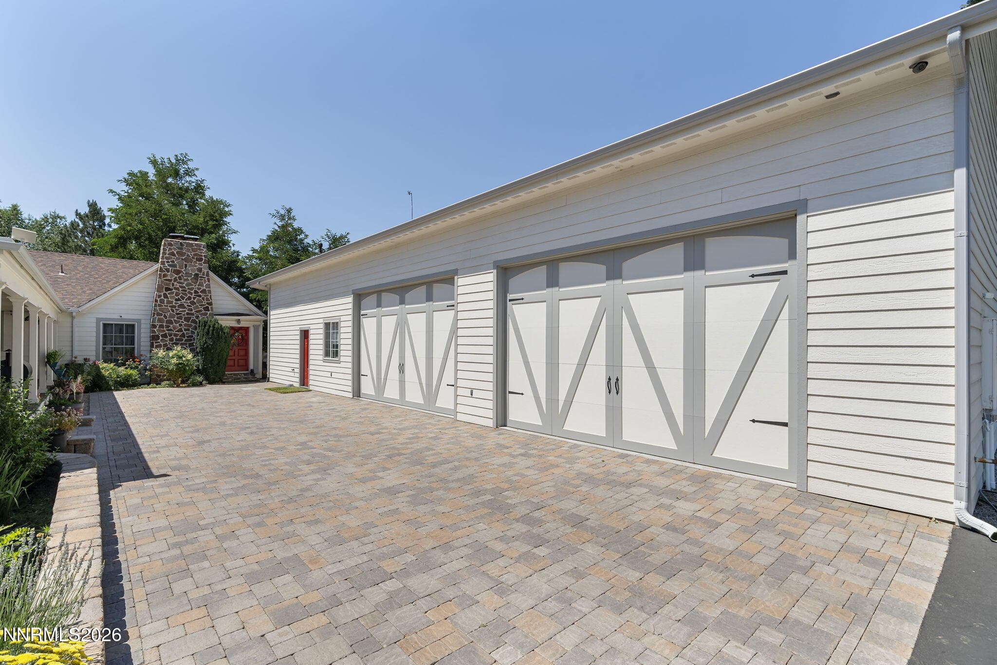 1651 N WINNIE LN - Photo 4