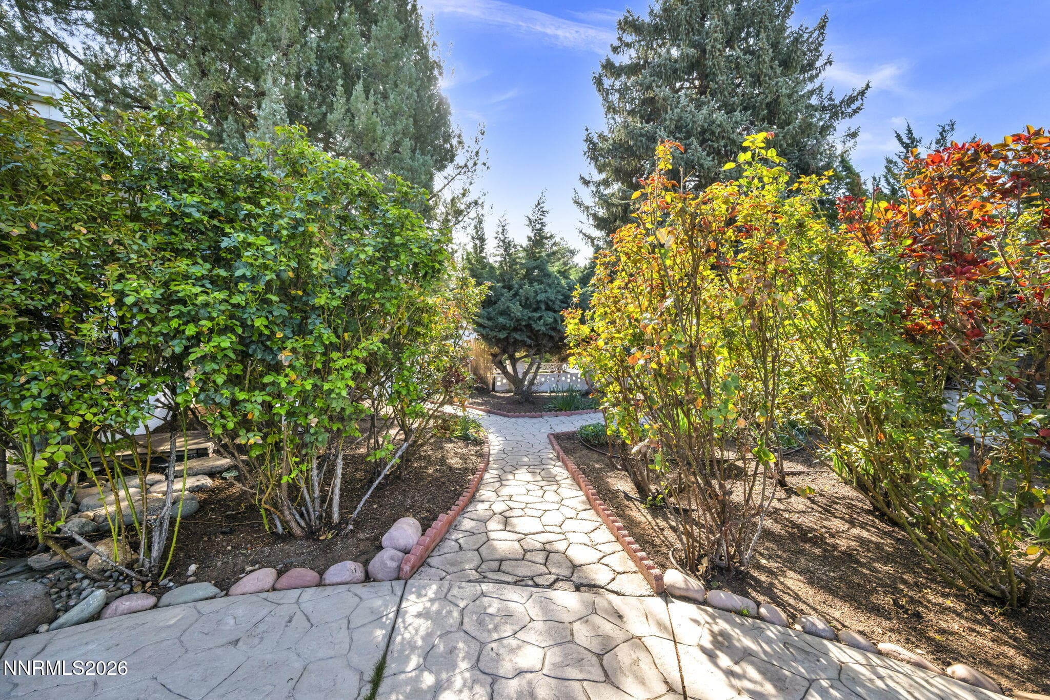 3325 E HIDDEN VALLEY DR - Photo 5