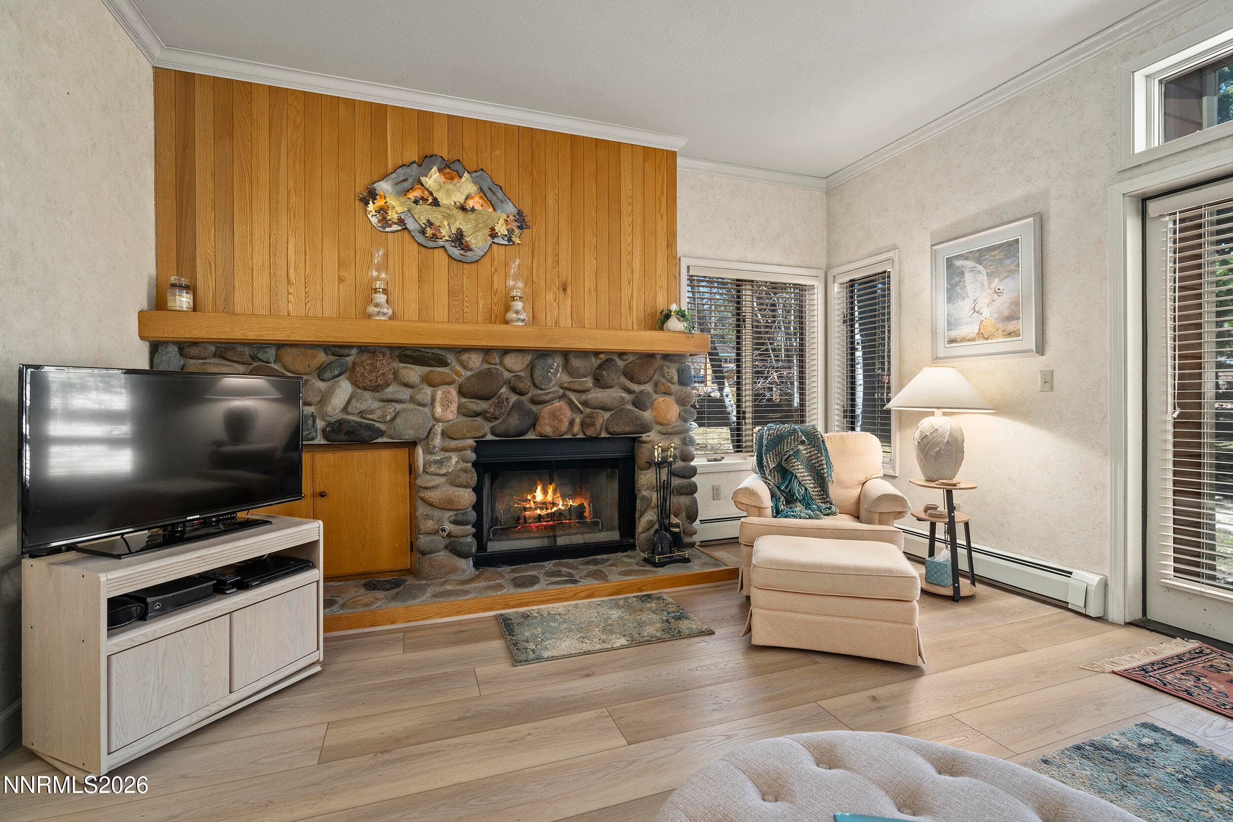 931 INCLINE WAY - Photo 4
