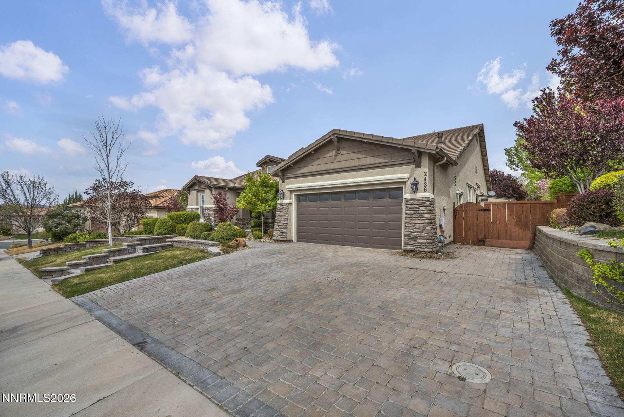 2426 FIRENZE DR - Photo 4