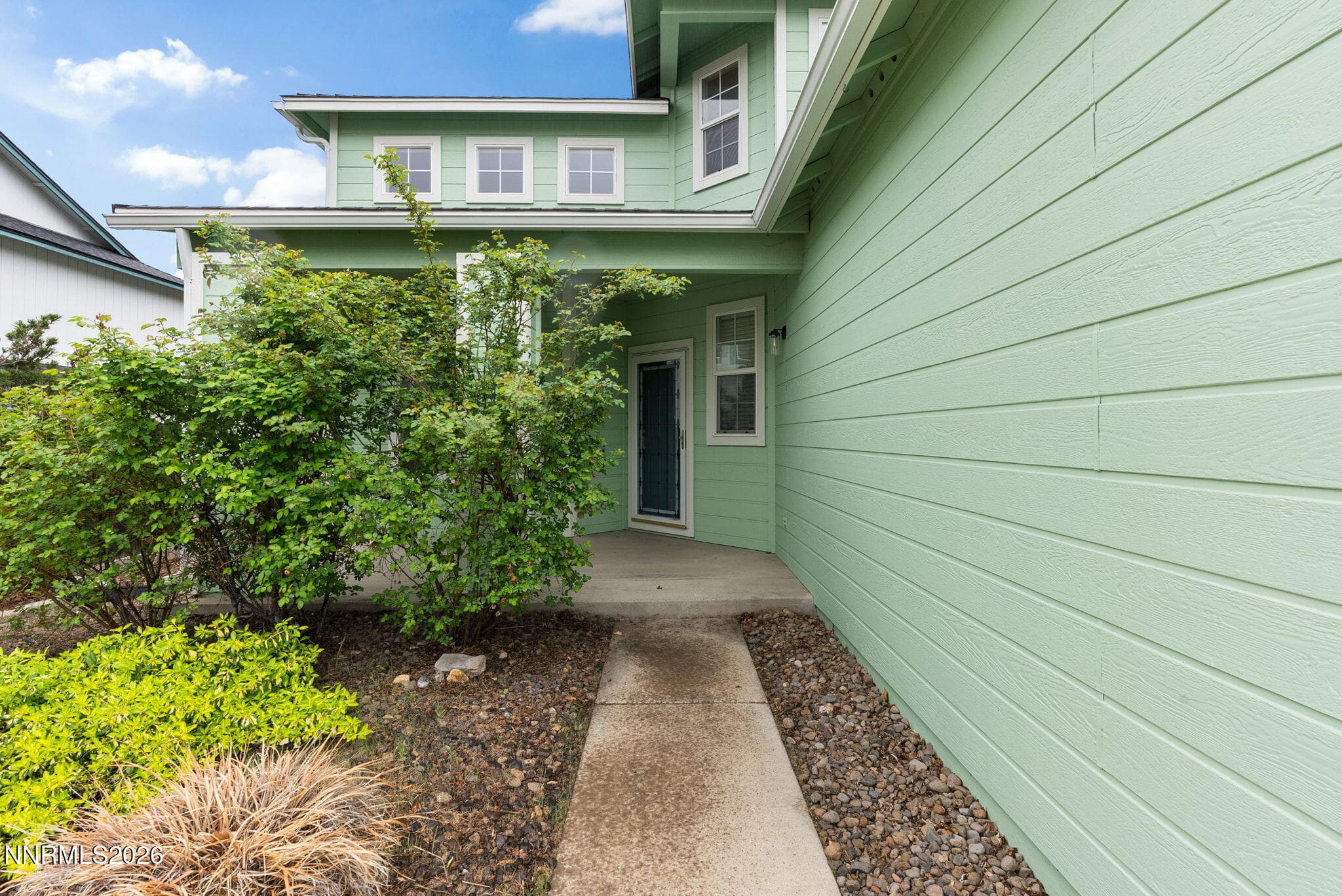 3220 Green River Dr — photo 2