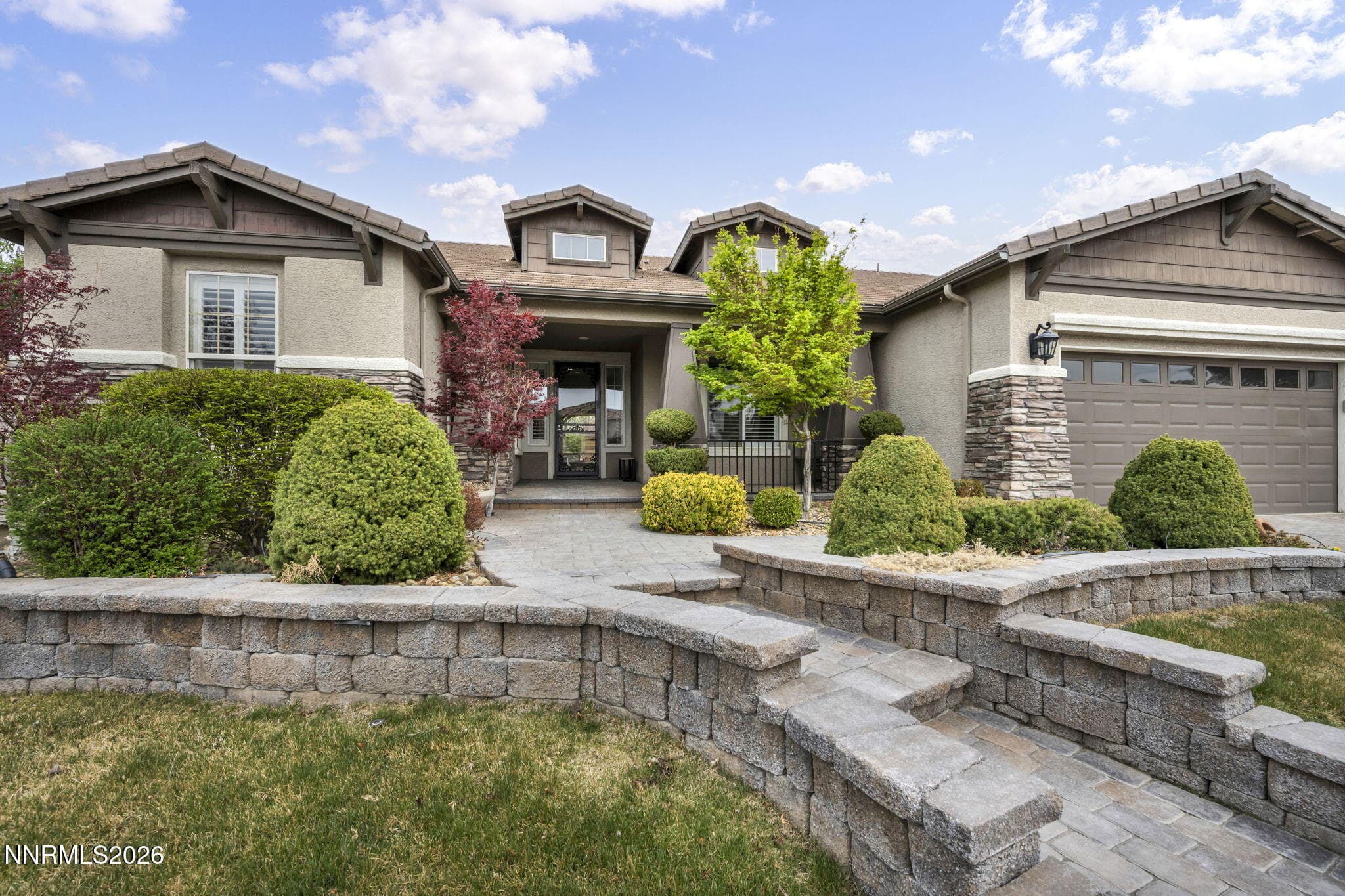 2426 FIRENZE DR - Photo 2