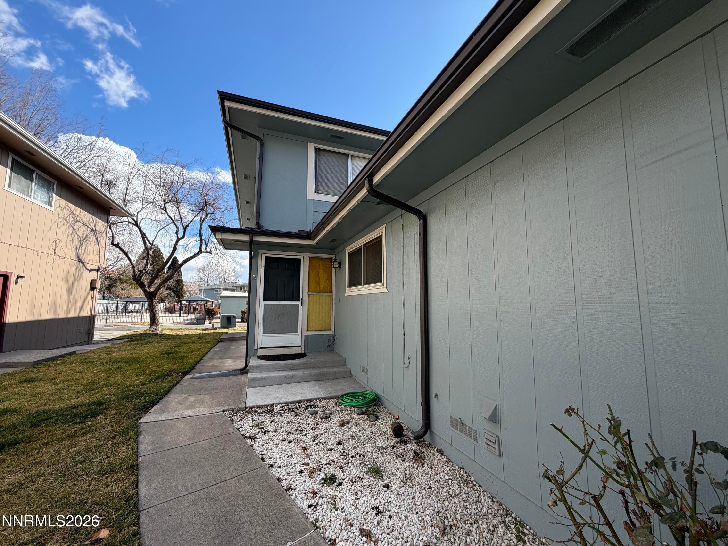 682 Pine Meadows Dr 3 — photo 2