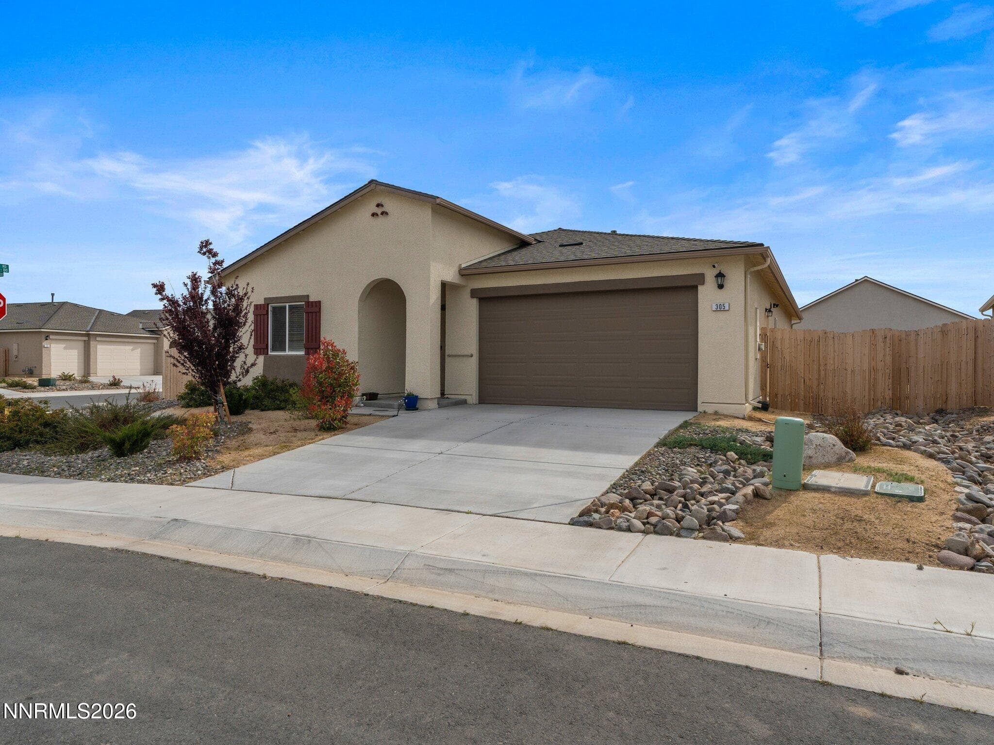 305 Mountain Spring Ct — photo 2