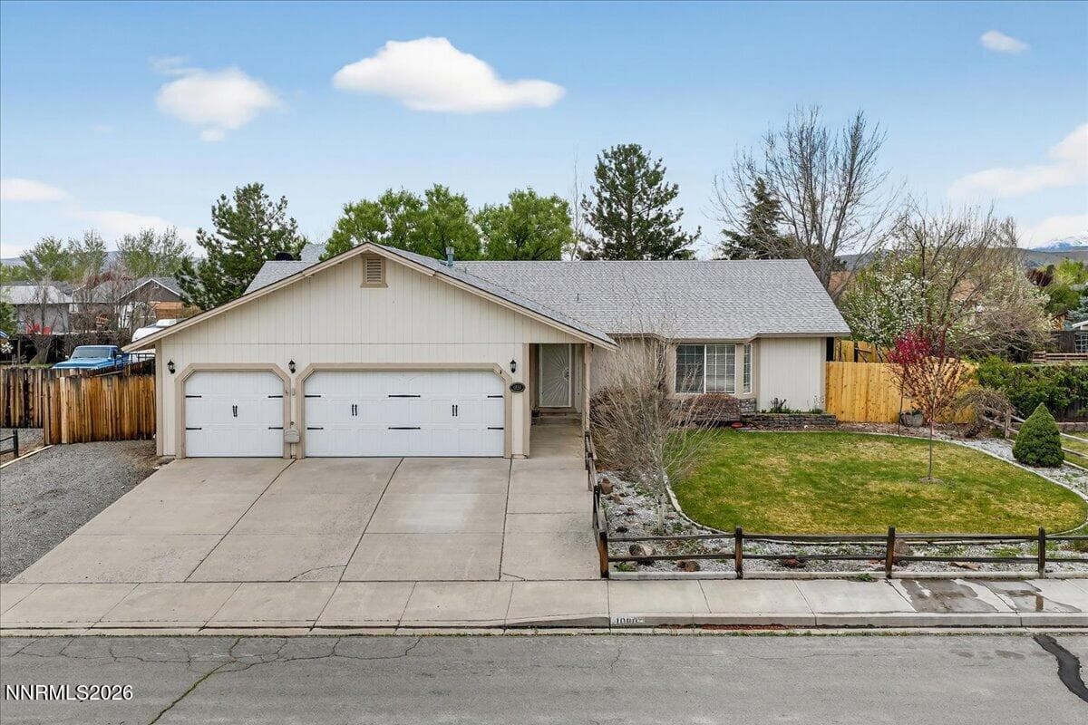 1080 Mercedes Dr — photo 1
