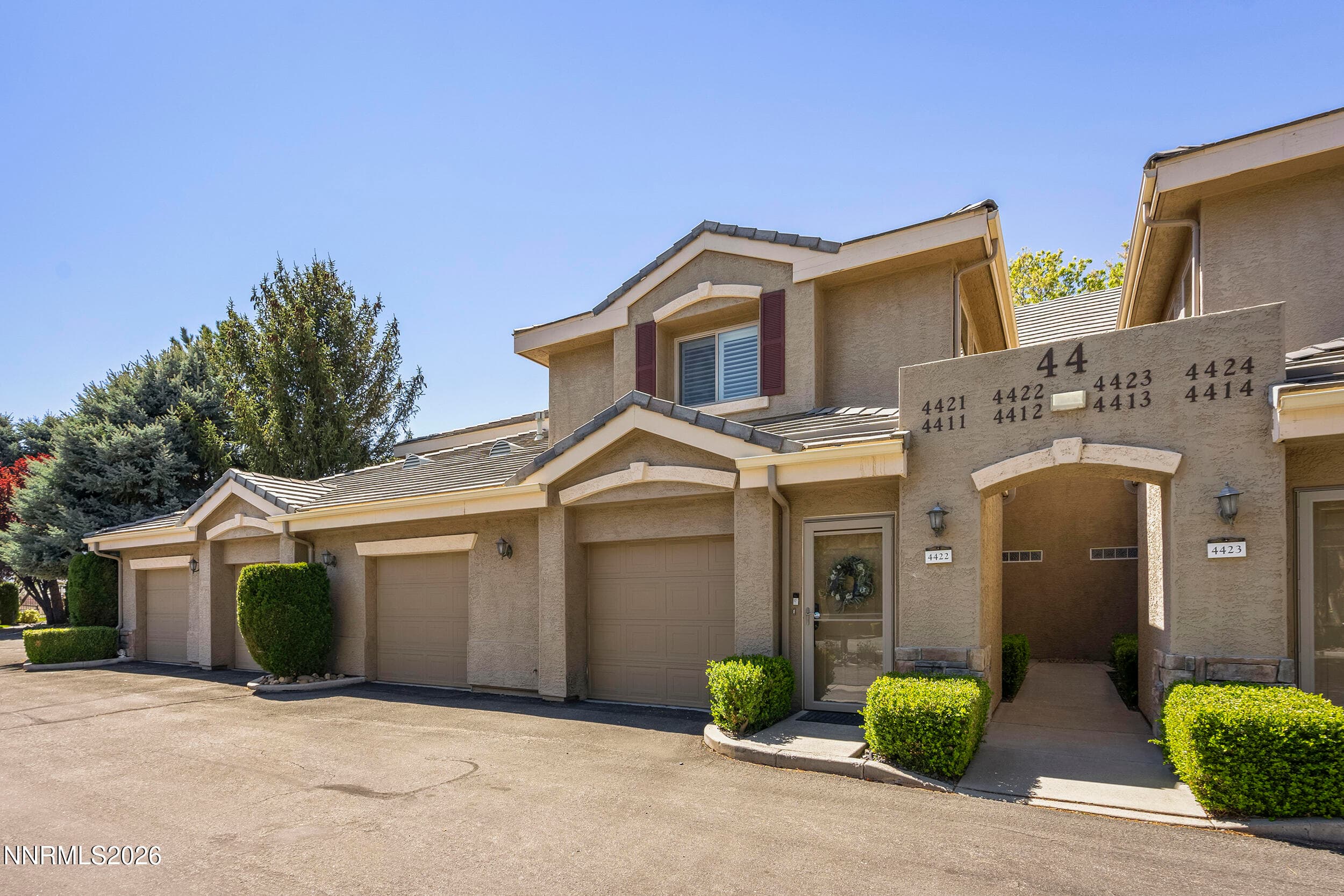900 SOUTH MEADOWS PARKWAY - Photo 1