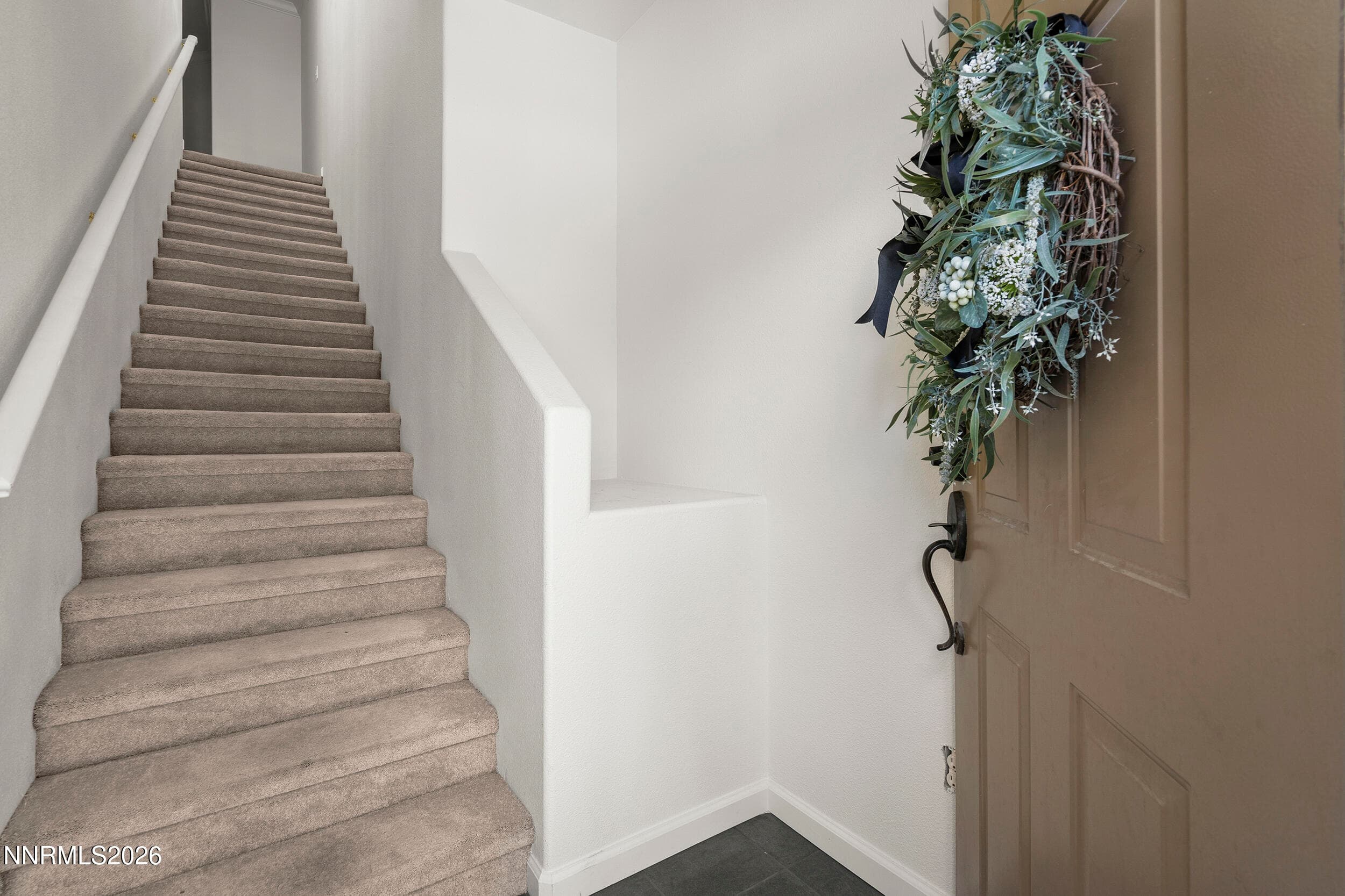 900 SOUTH MEADOWS PARKWAY - Photo 2