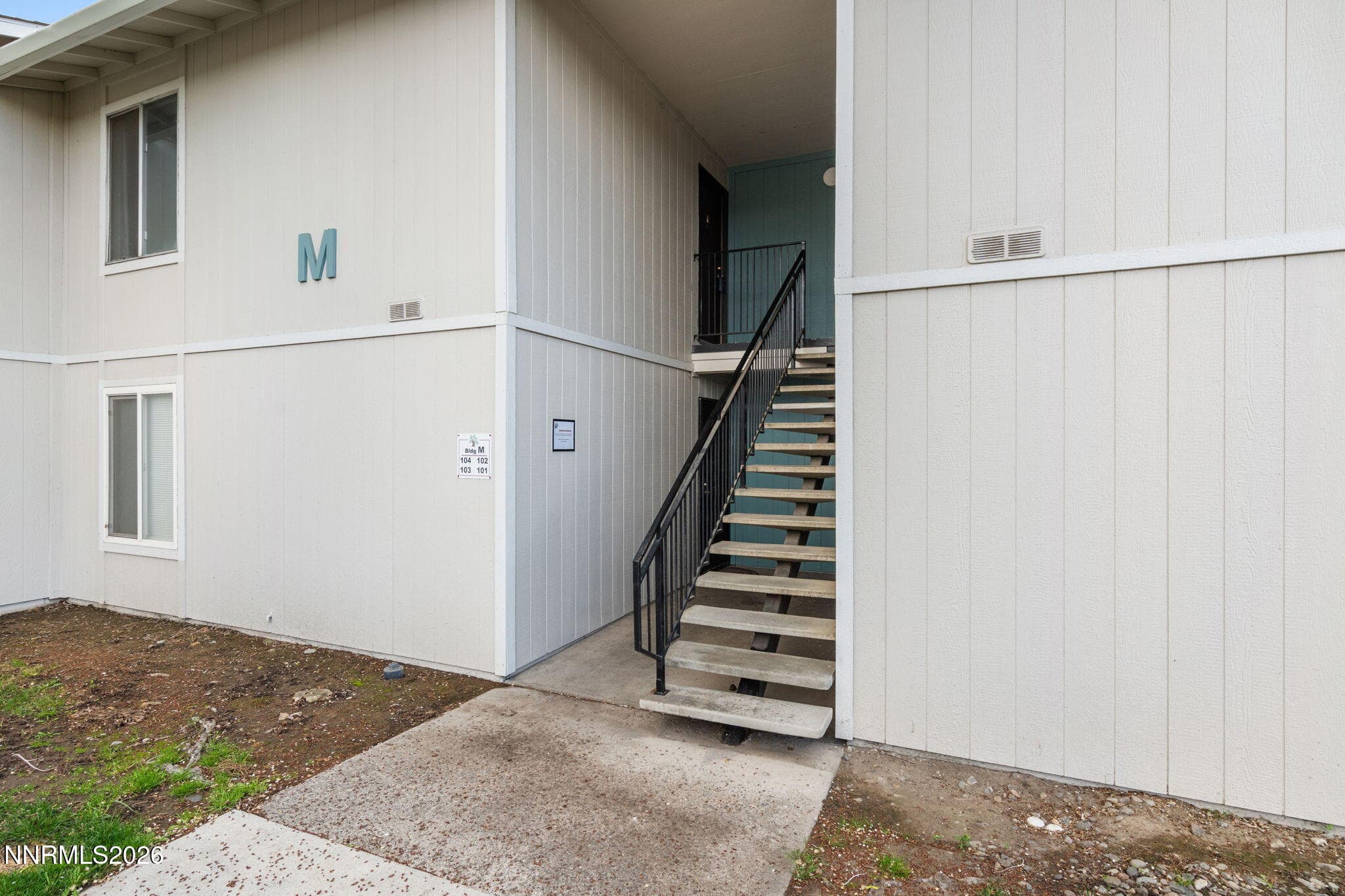 400 S SALIMAN RD - Photo 3