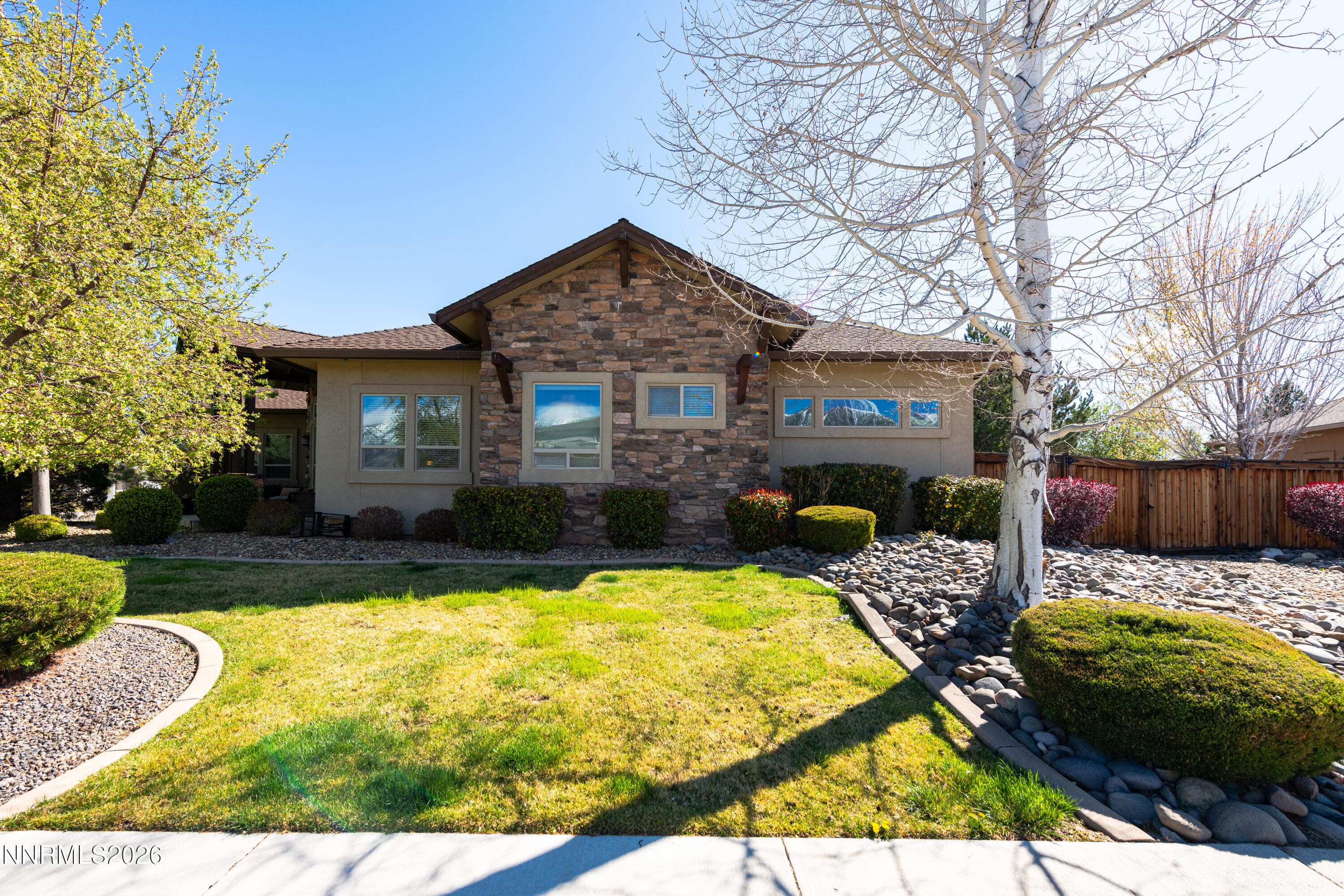 1043 Rocky Terrace Dr — photo 2