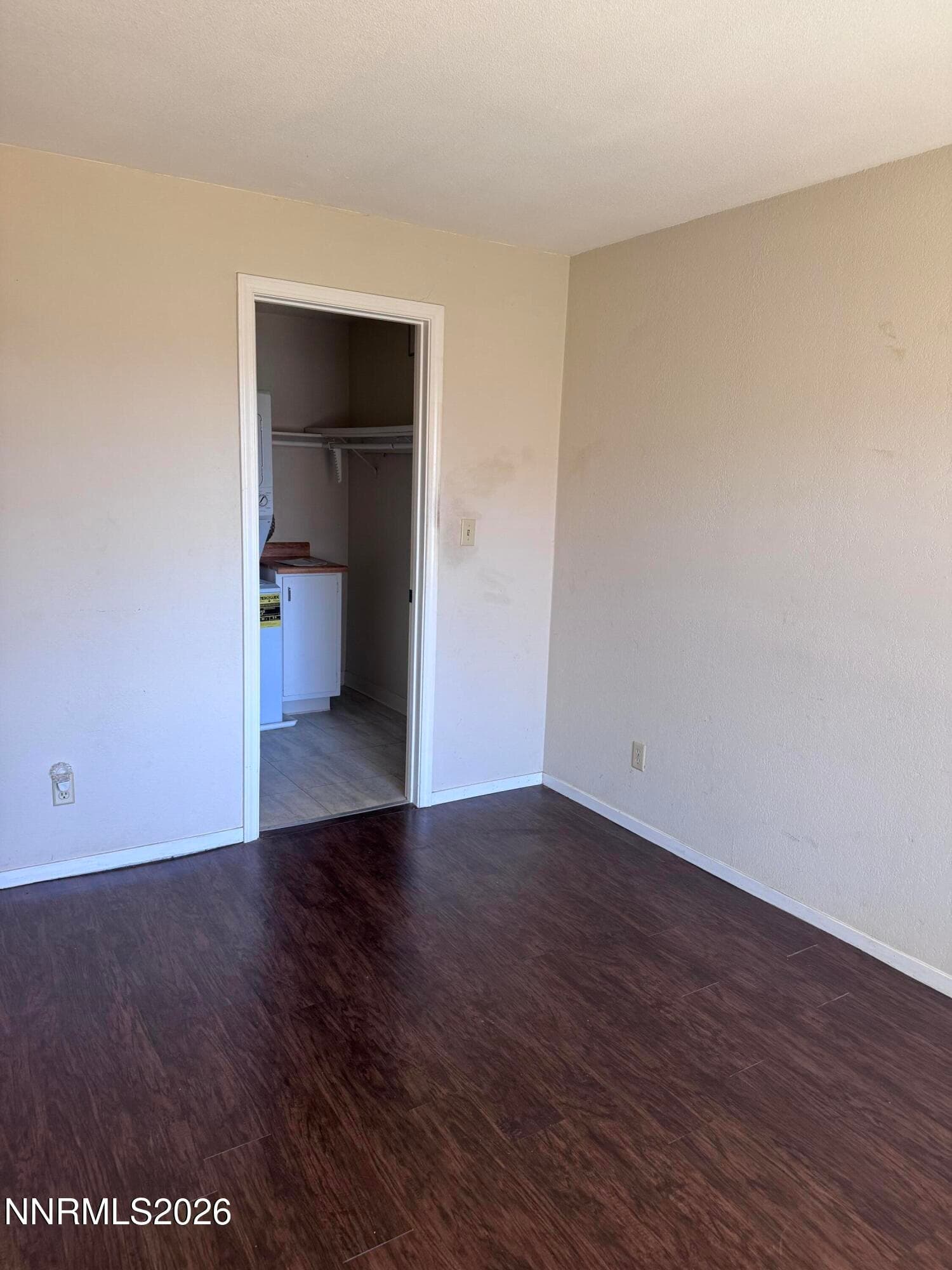3922 CLEAR ACRE LN - See more photos