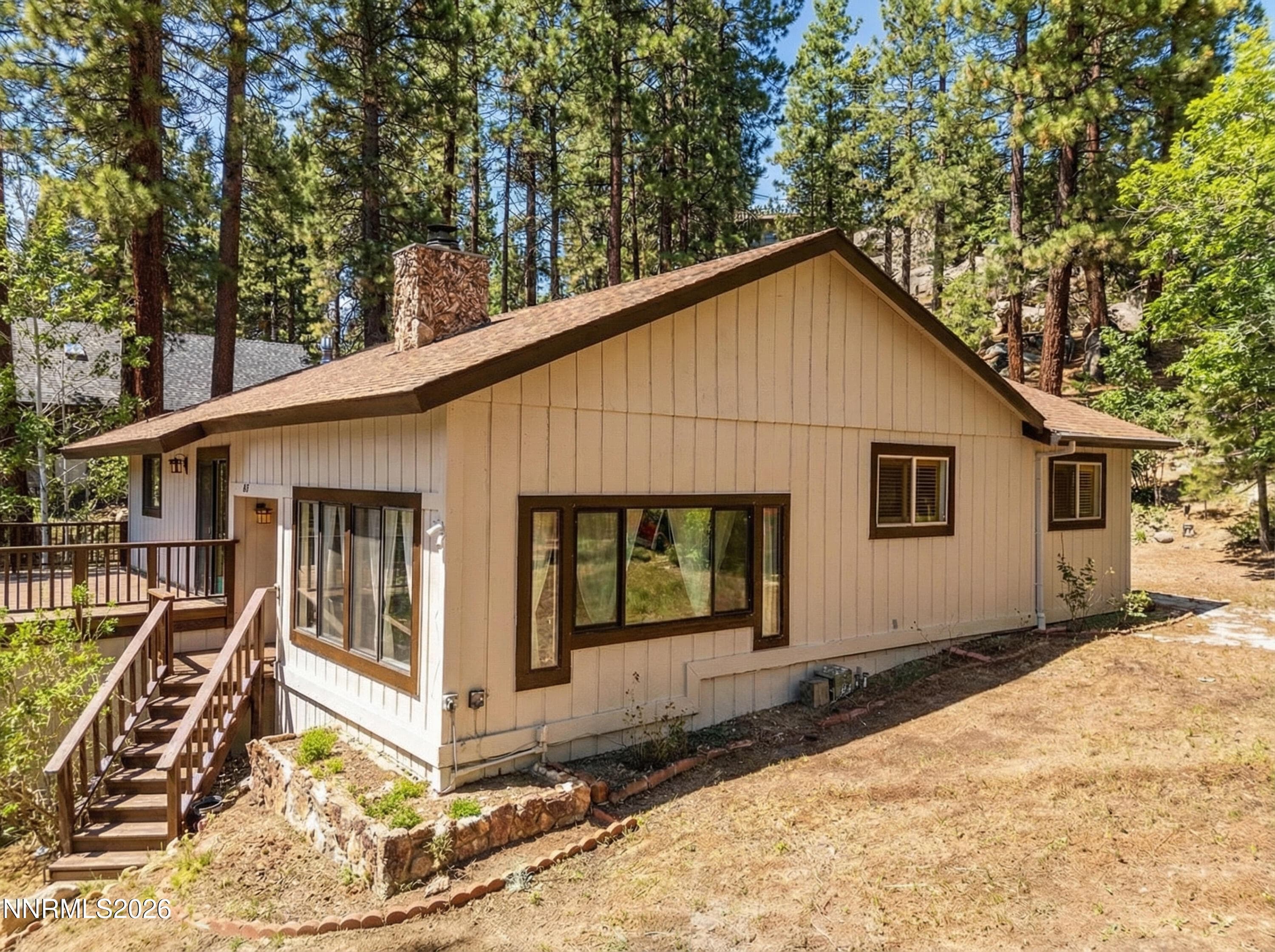 157 Pine Dr — photo 2