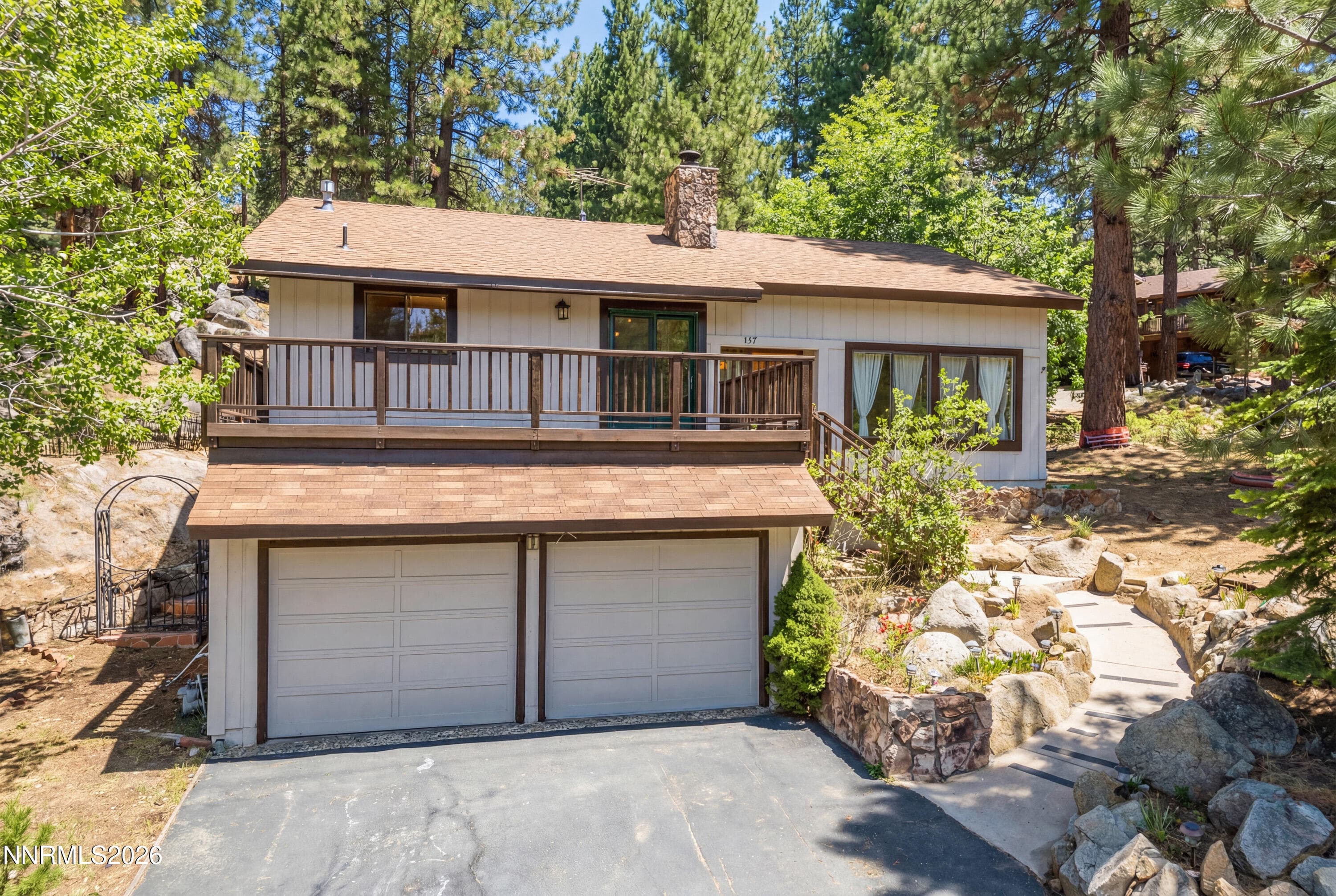 157 Pine Dr — photo 1