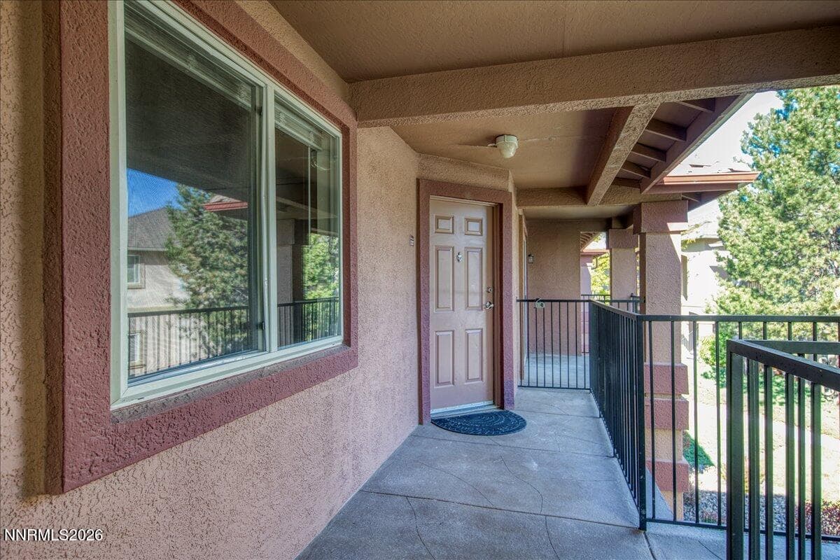 6850 Sharlands Ave 2127 — photo 2