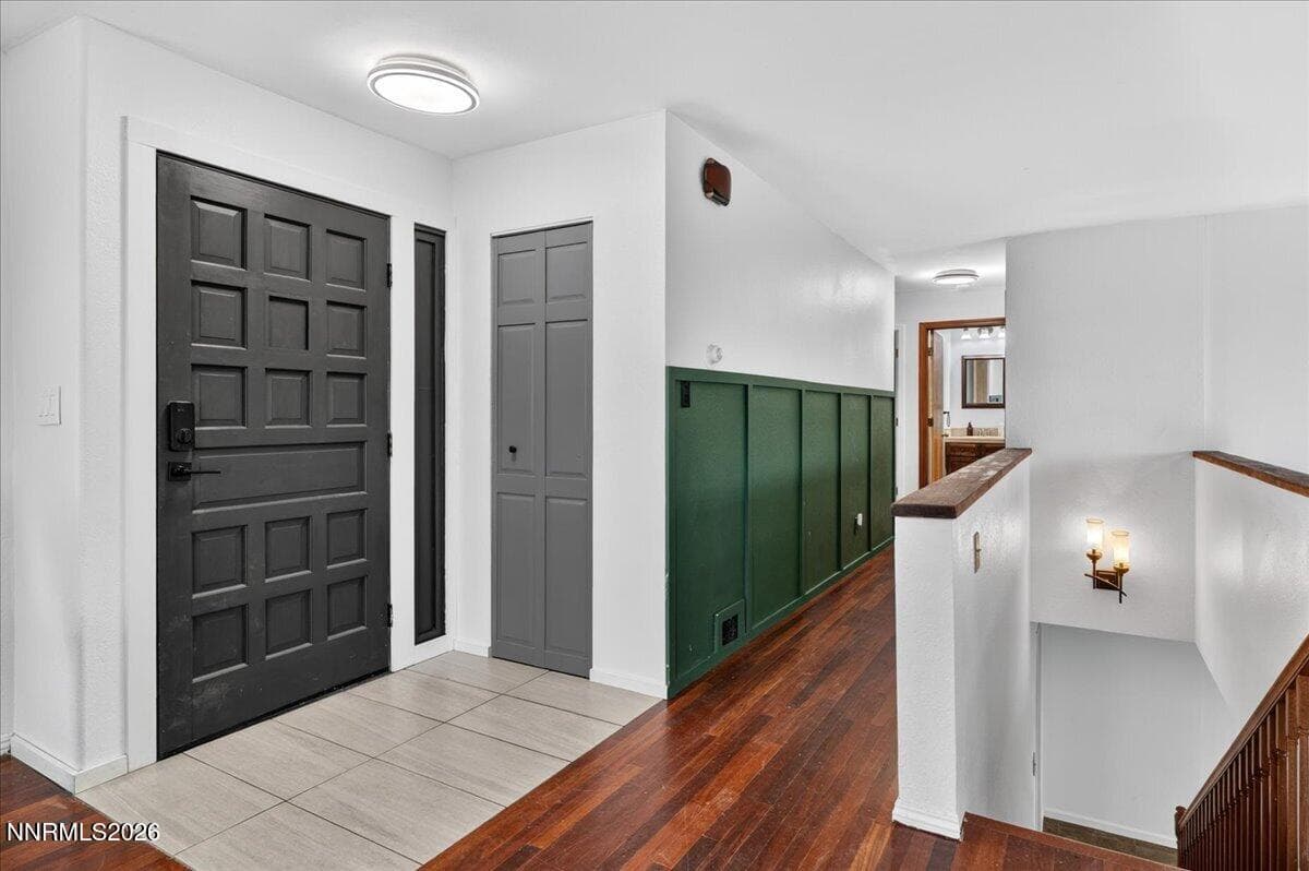 7730 Tamra Dr — photo 2