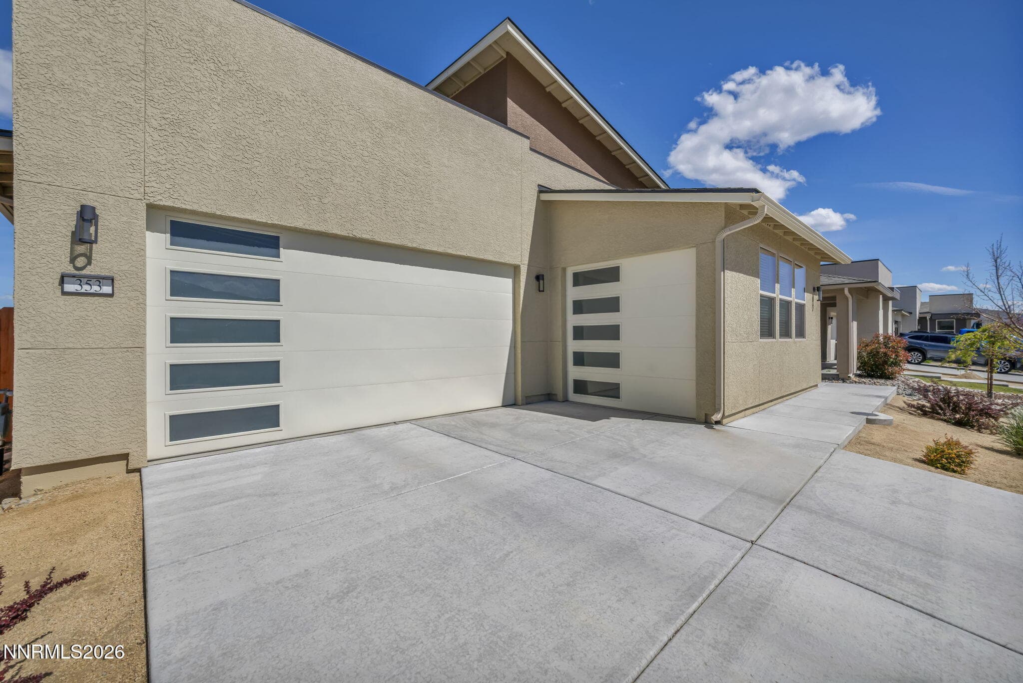 353 RADIANT DR - Photo 2