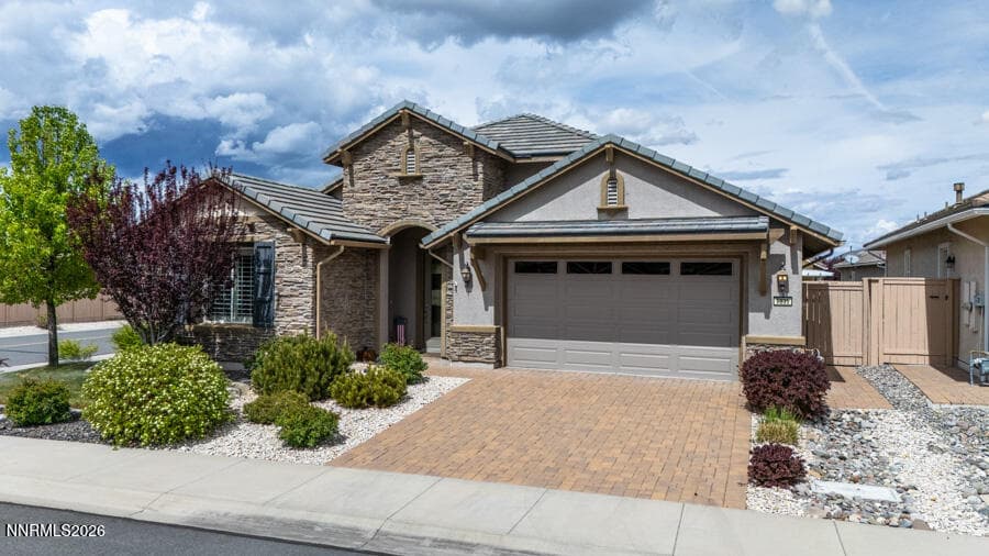 9835 HAFFLINGER LN - Photo 1