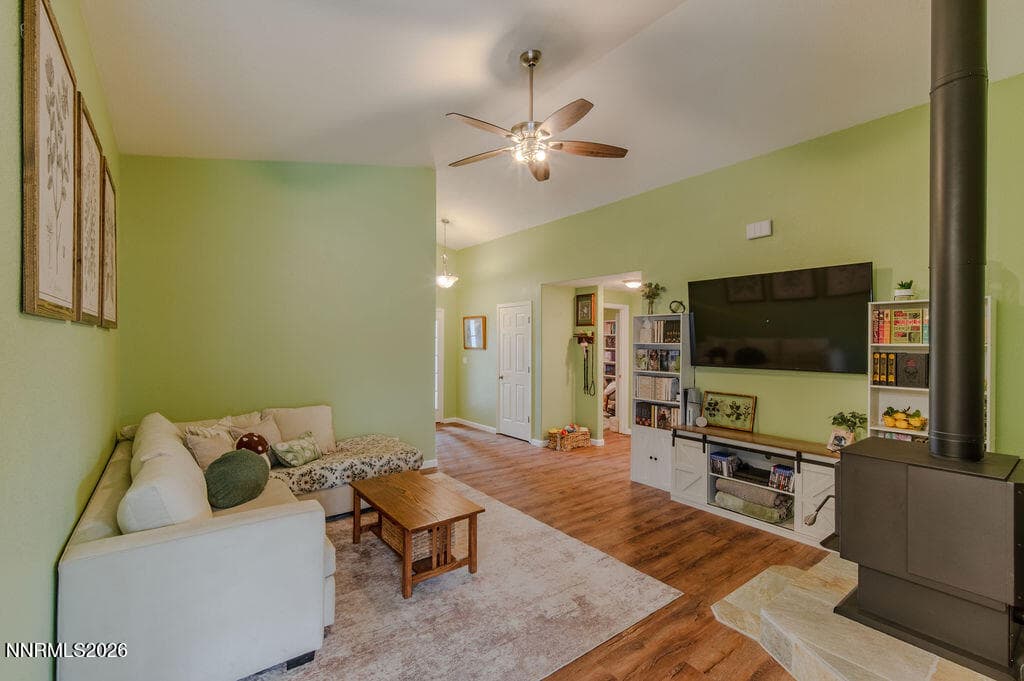 236 MARK ST - Photo 4