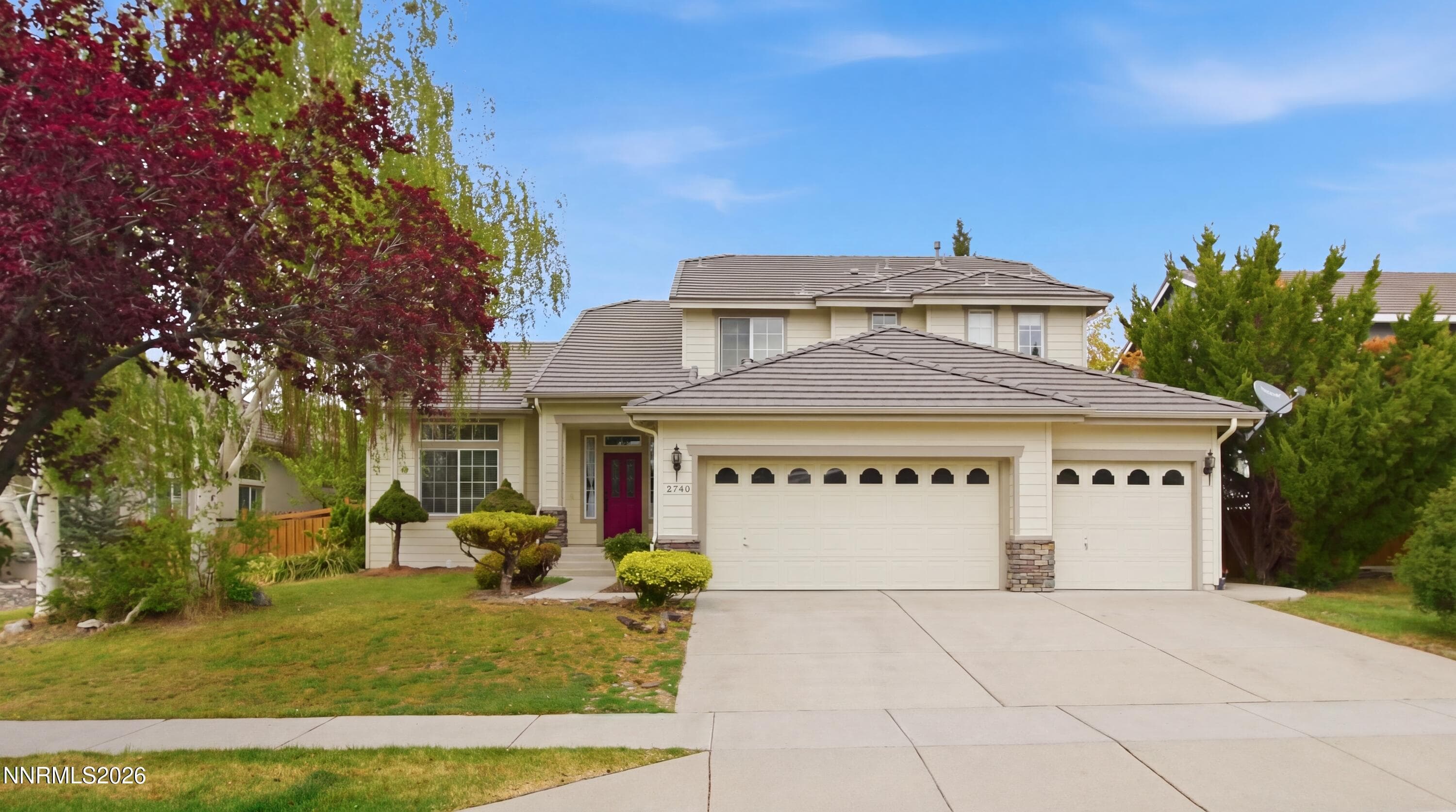 2740 E D'arcy Ct — photo 1