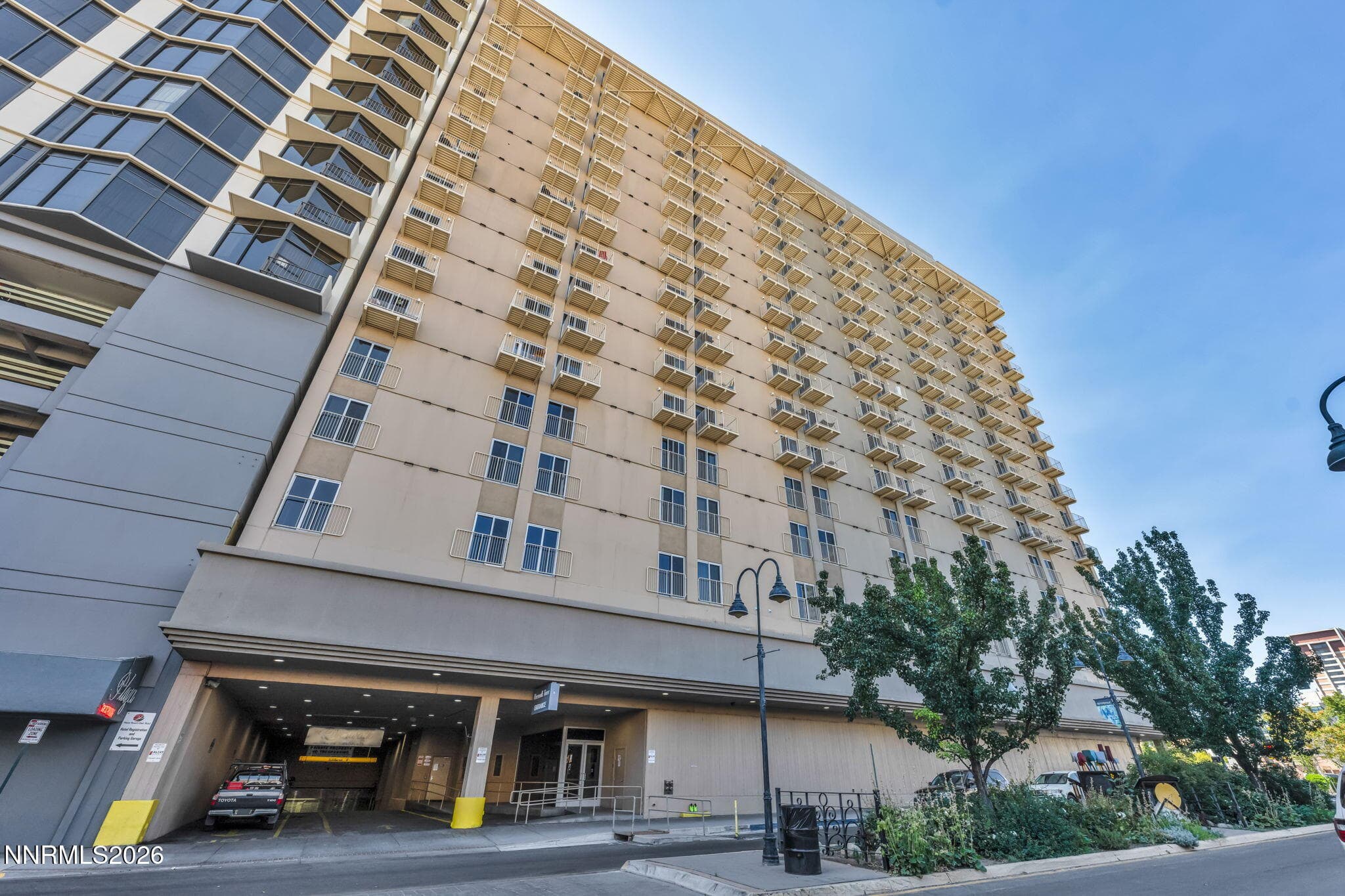 200 W 2nd St 1103 — photo 1