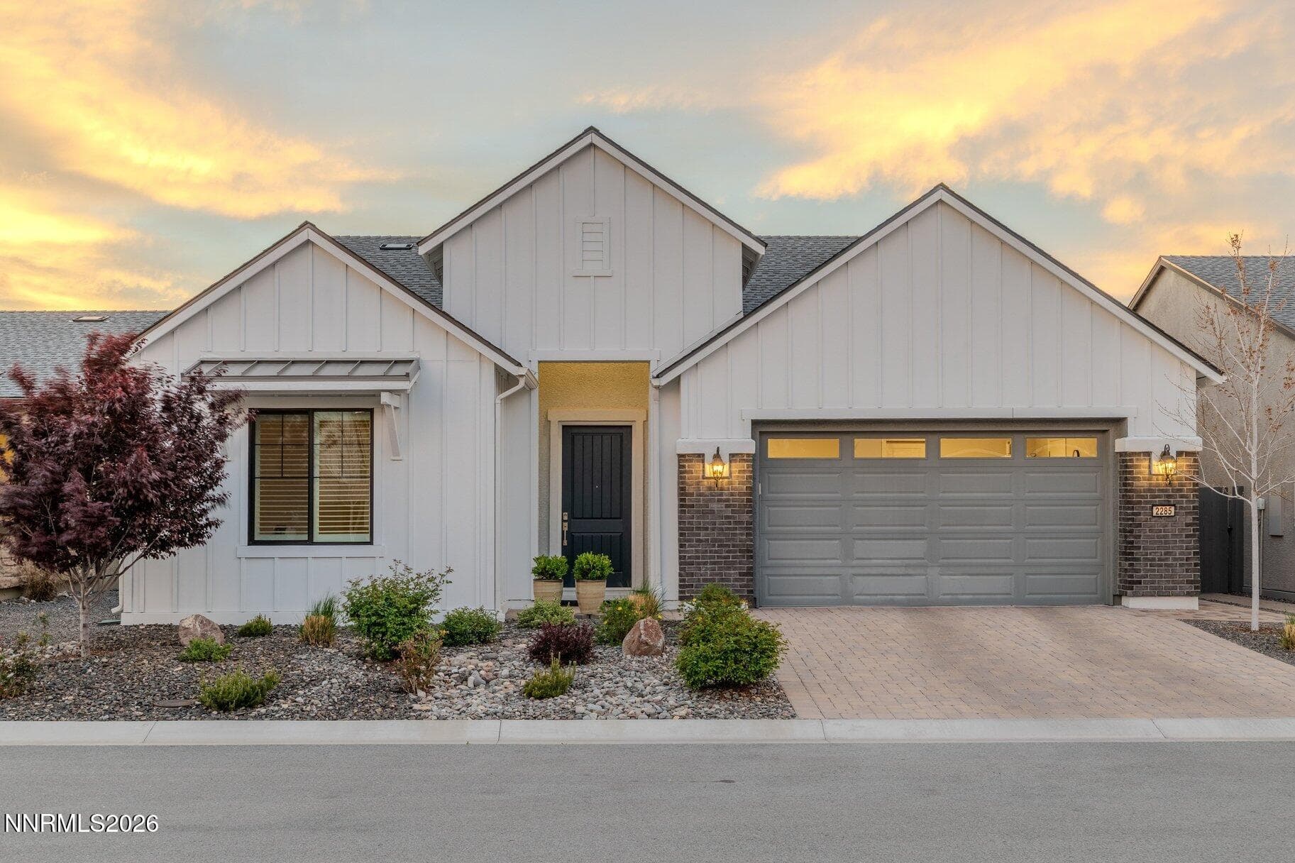 2285 White Clay Dr — photo 1
